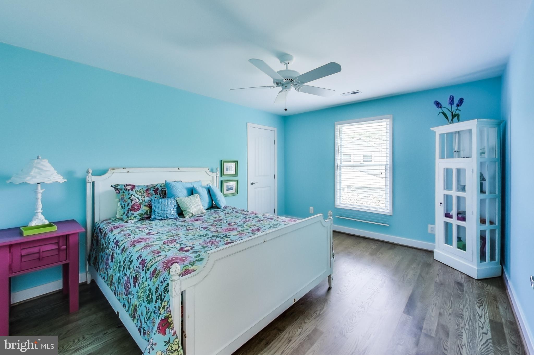 LOCH HAVEN BEACH - Residential