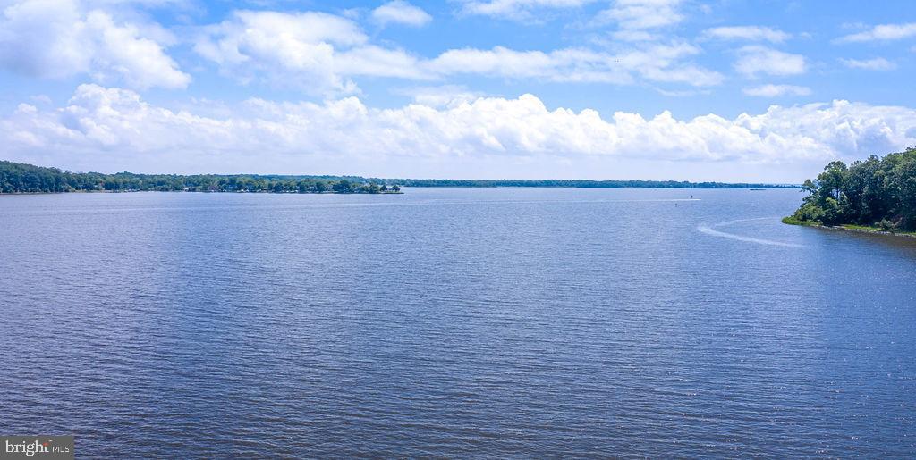 LOCH HAVEN BEACH - Residential