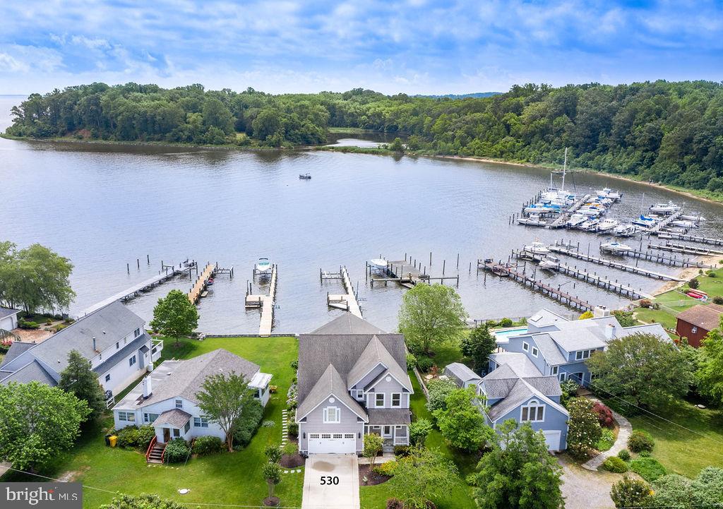 LOCH HAVEN BEACH - Residential