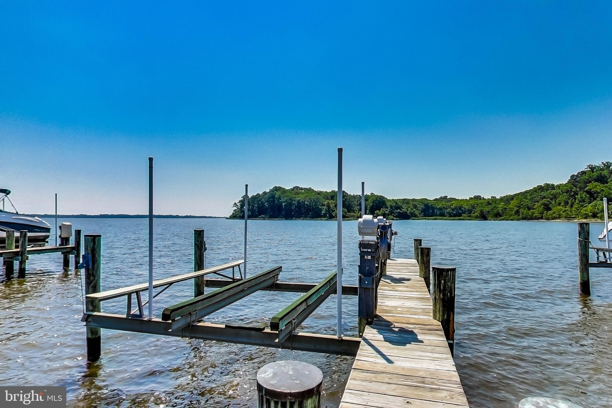 LOCH HAVEN BEACH - Residential