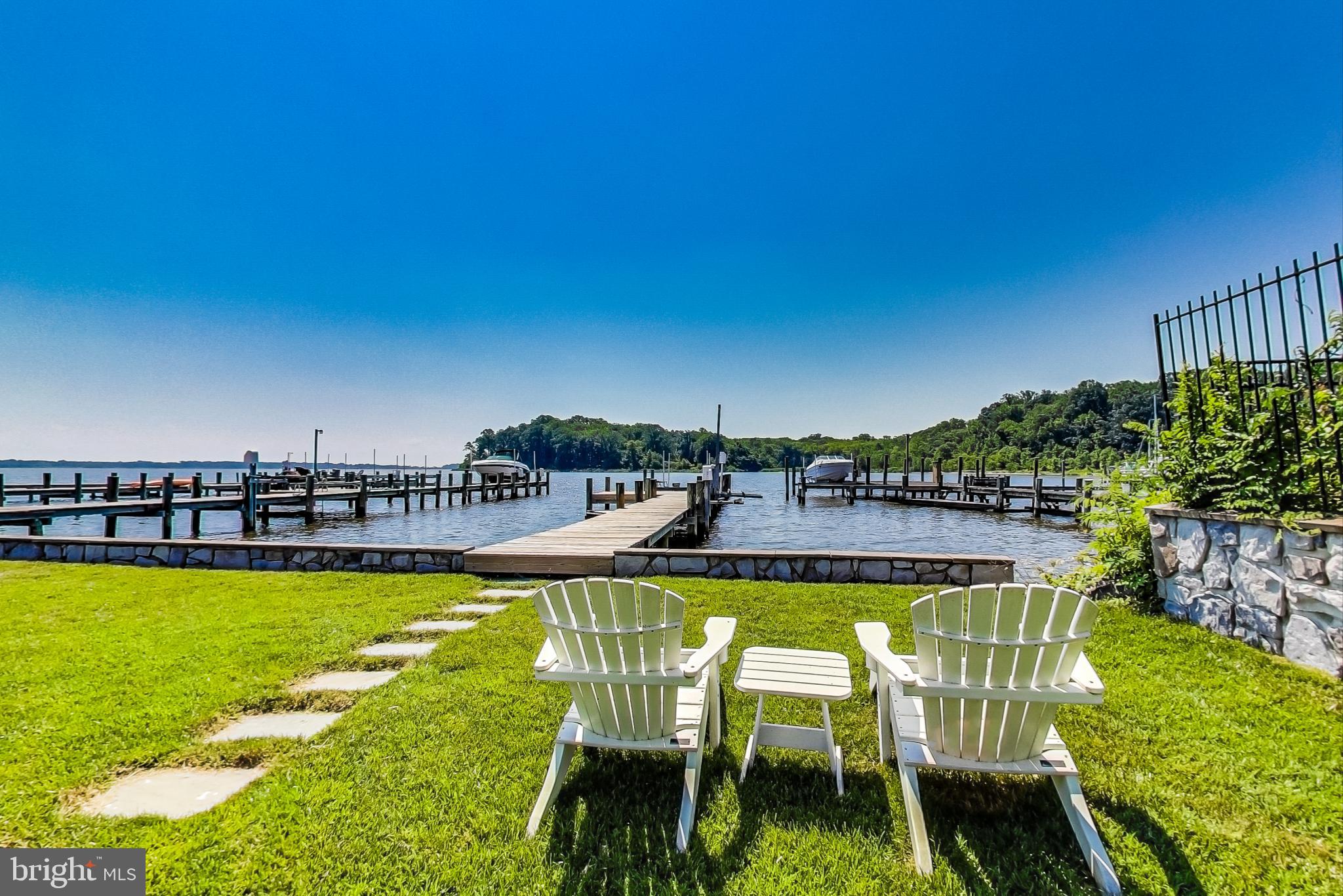 LOCH HAVEN BEACH - Residential