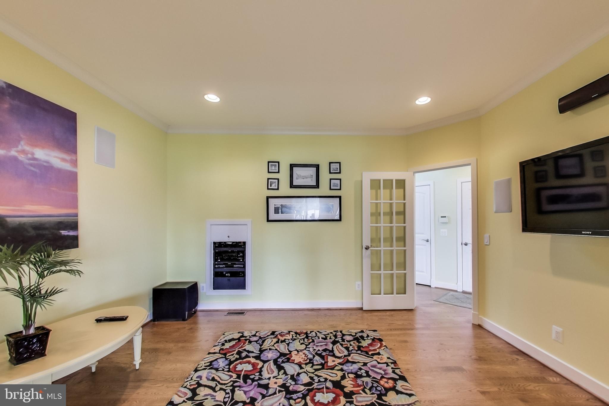 LOCH HAVEN BEACH - Residential