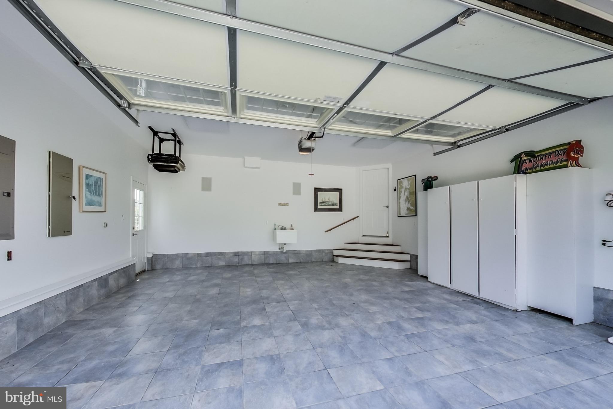 LOCH HAVEN BEACH - Residential