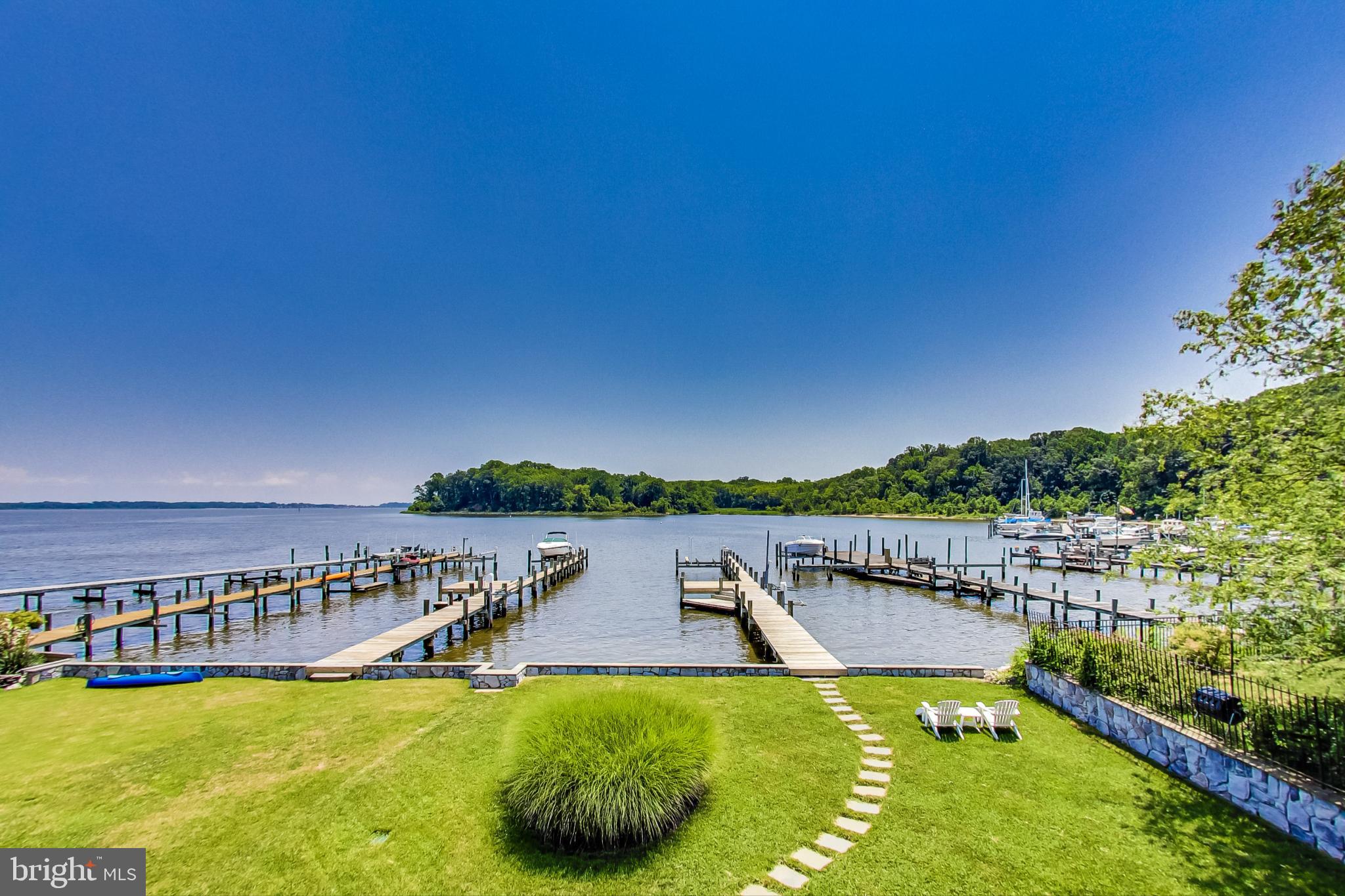 LOCH HAVEN BEACH - Residential