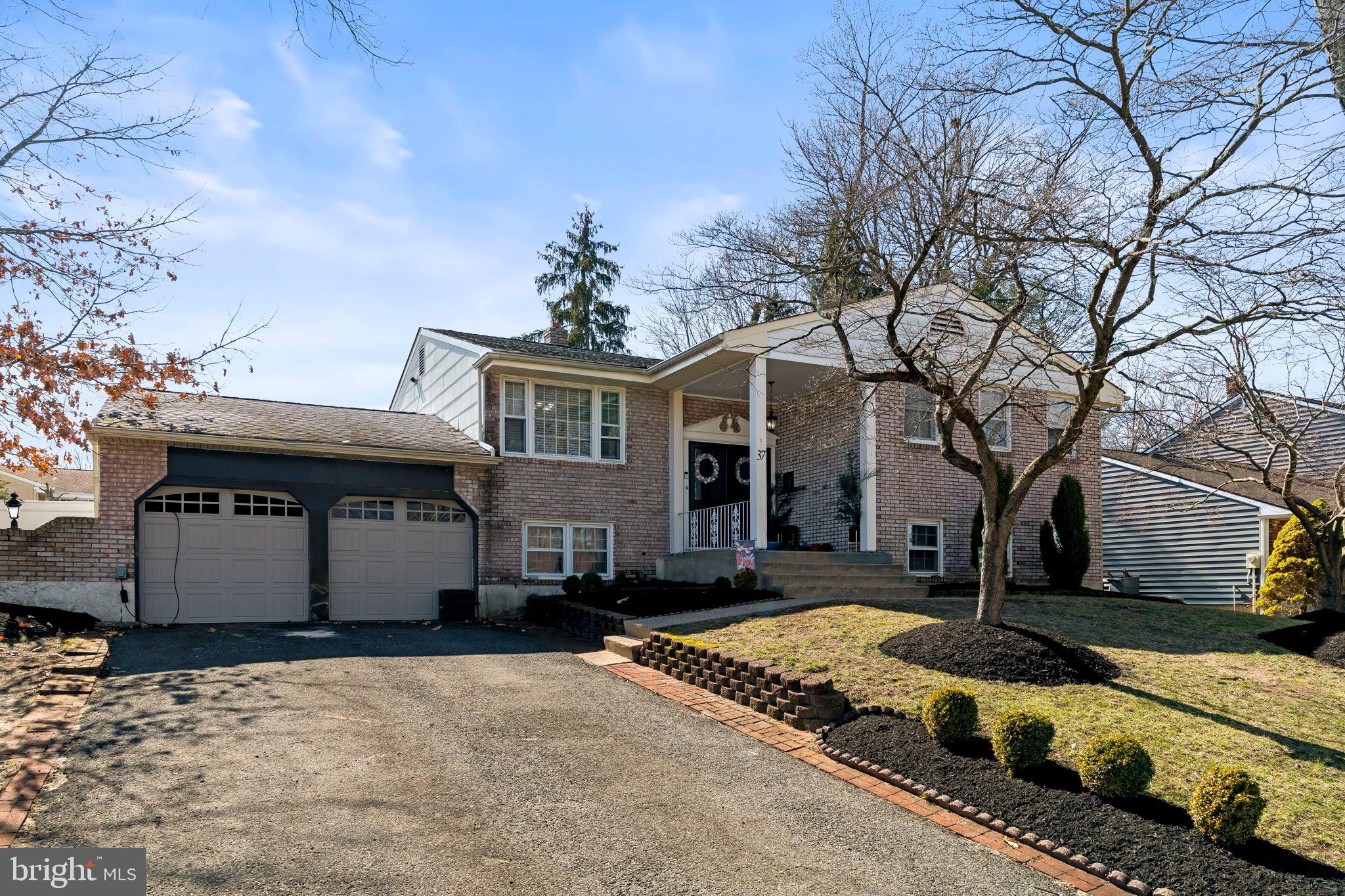 37 FOREST HILL DRIVE