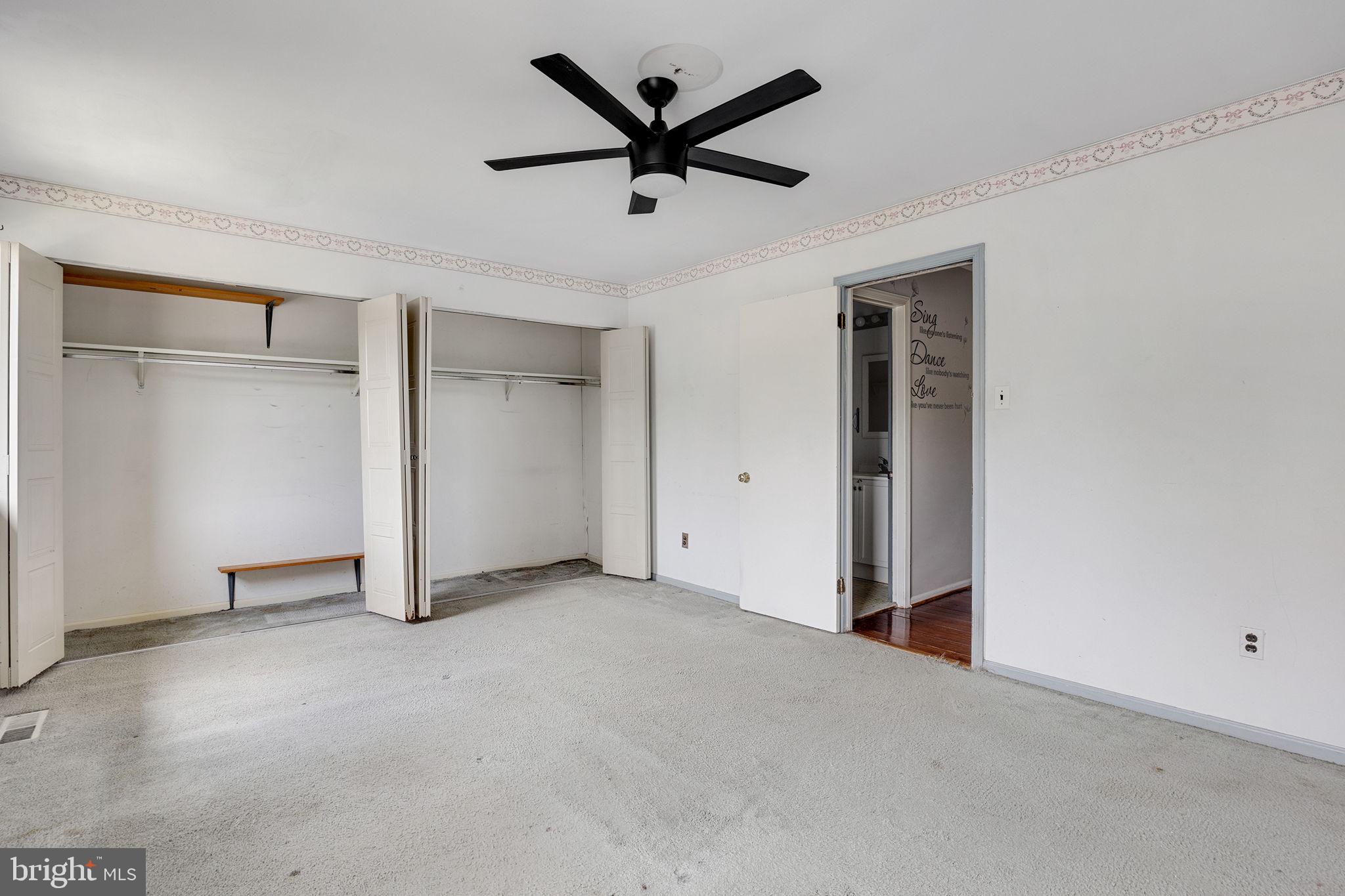 VILLAGE SHIRES - Residential