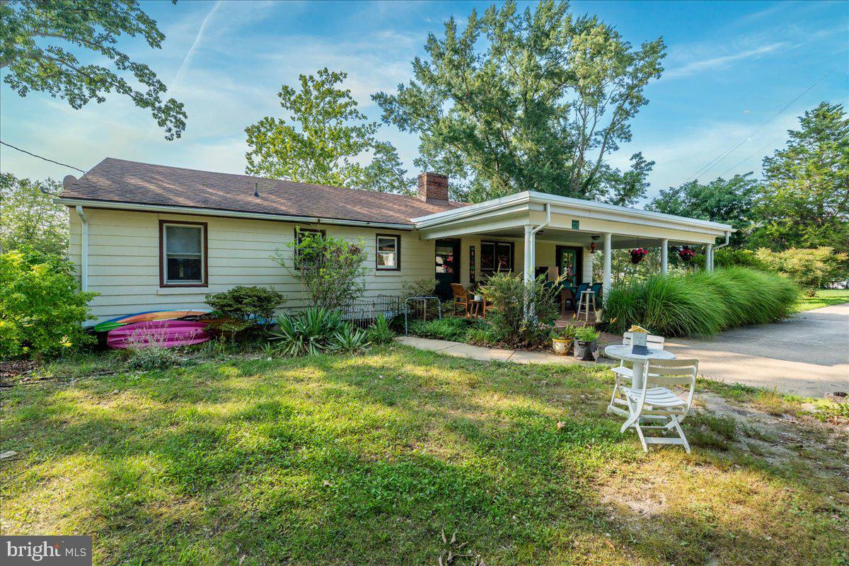 277 HARBOR VIEW CIRCLE