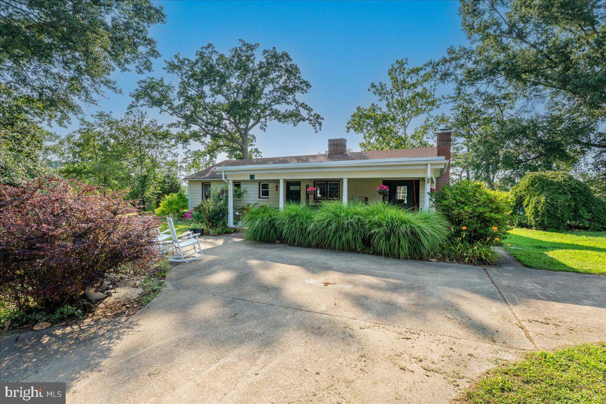 277 HARBOR VIEW CIRCLE