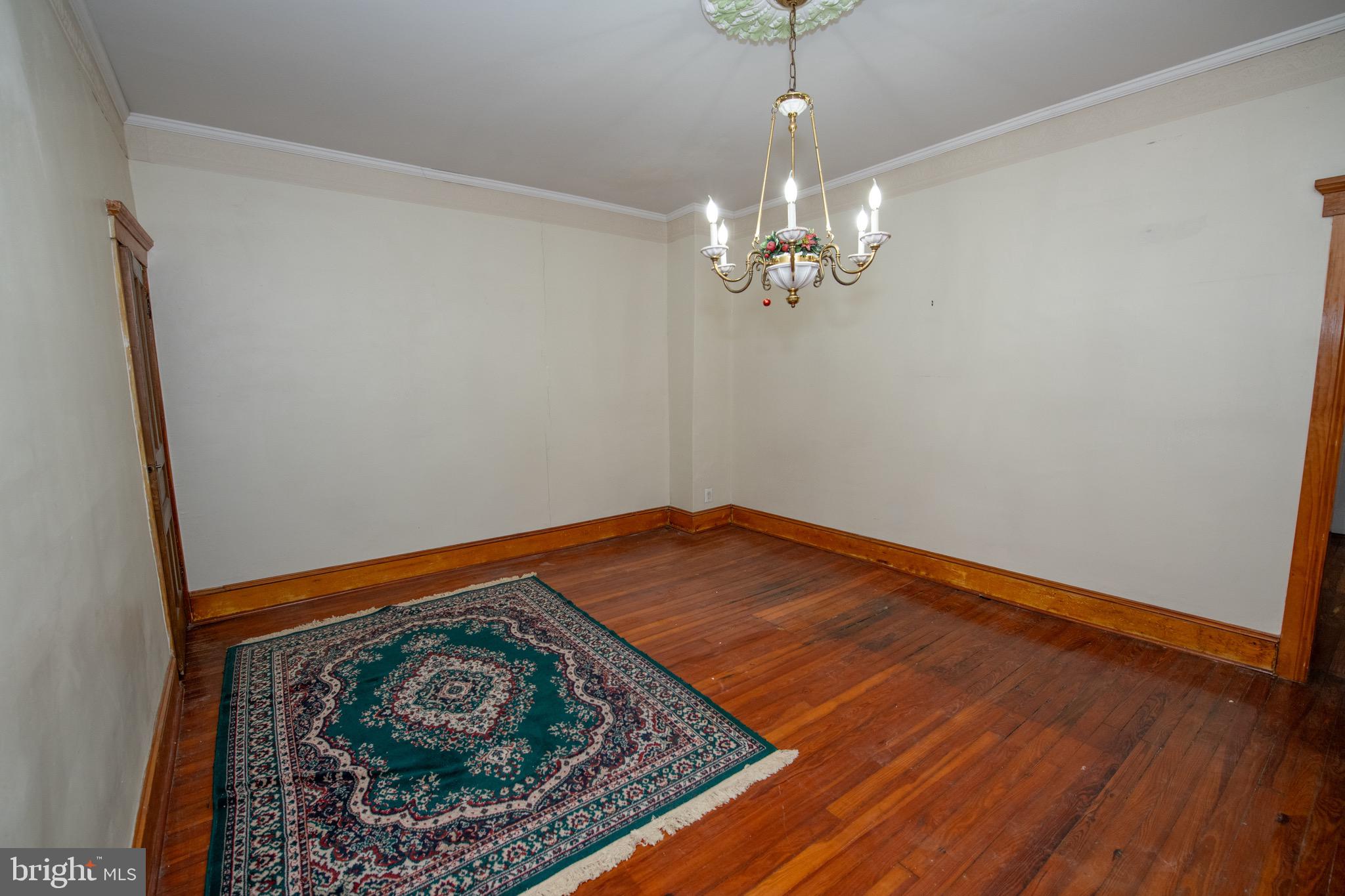 BRIDESBURG - Residential