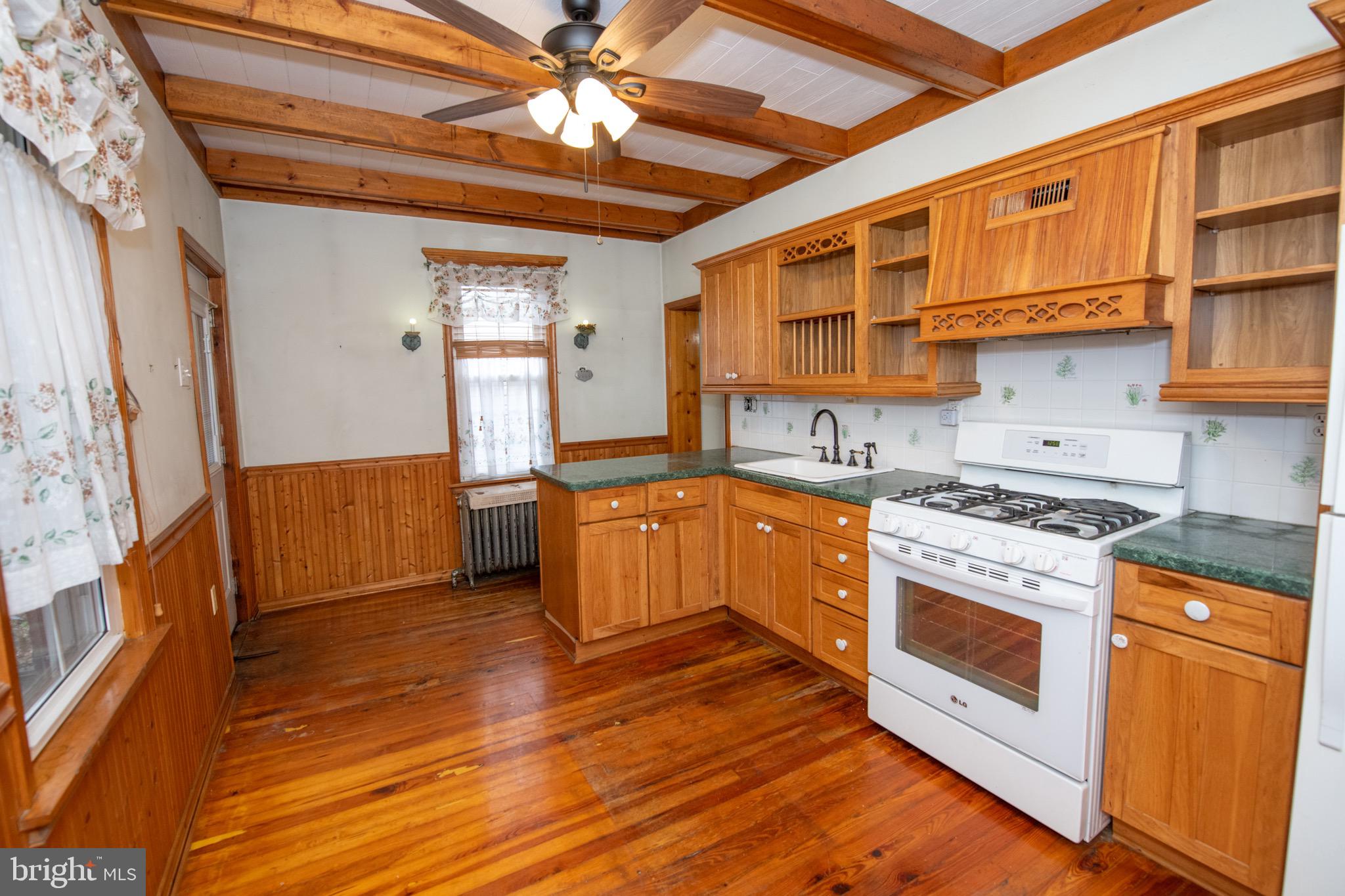 BRIDESBURG - Residential