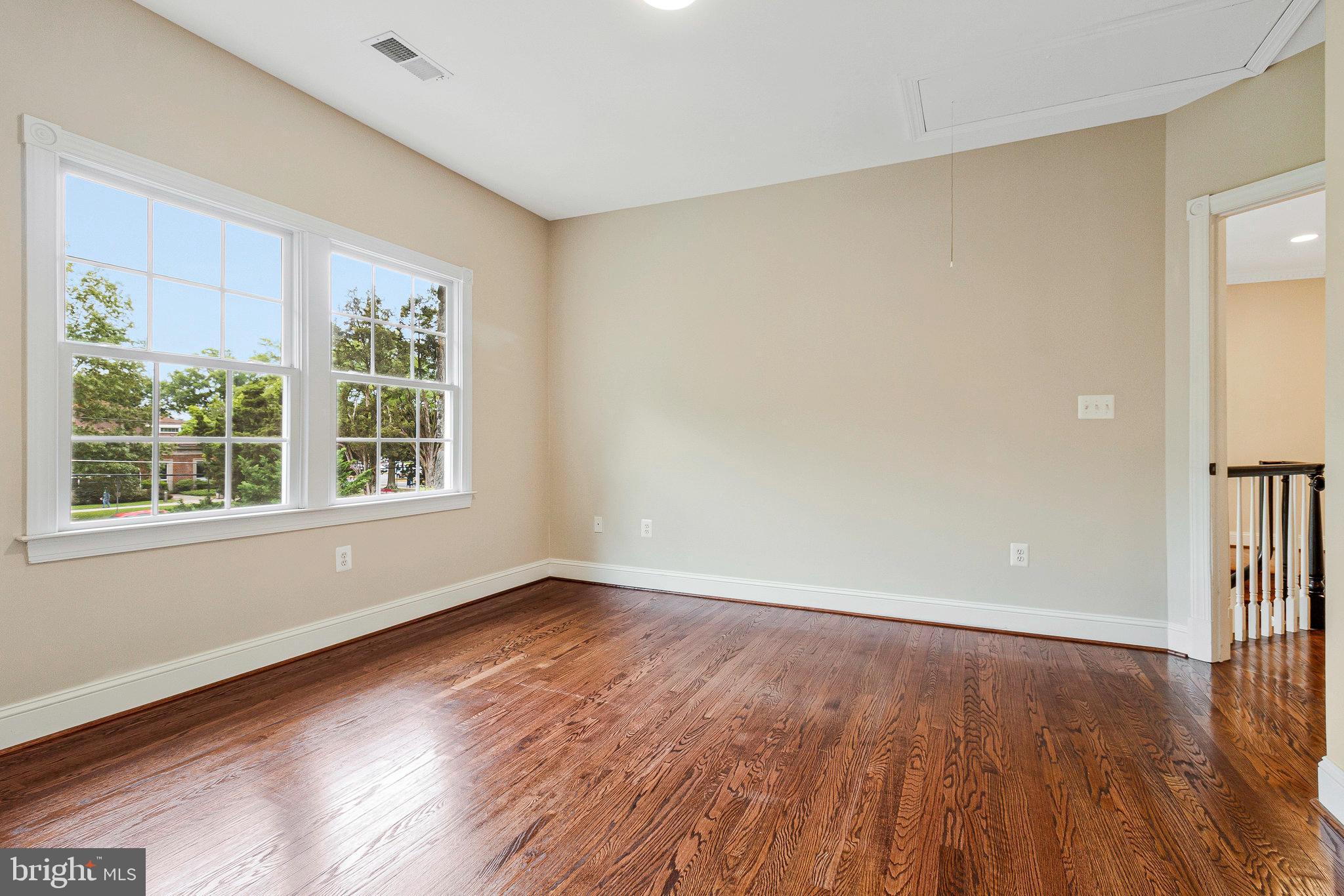 HYBLA VALLEY FARMS - Residential