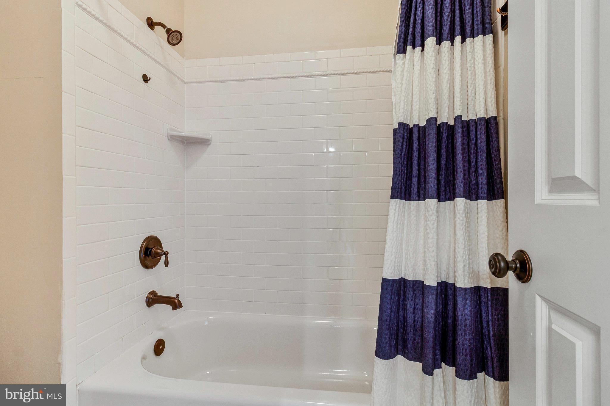 HYBLA VALLEY FARMS - Residential