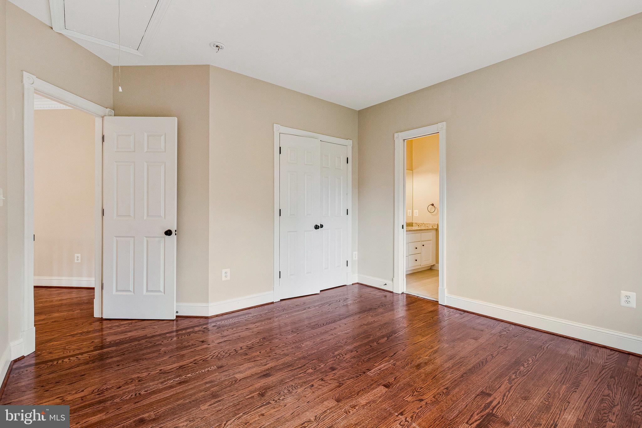 HYBLA VALLEY FARMS - Residential