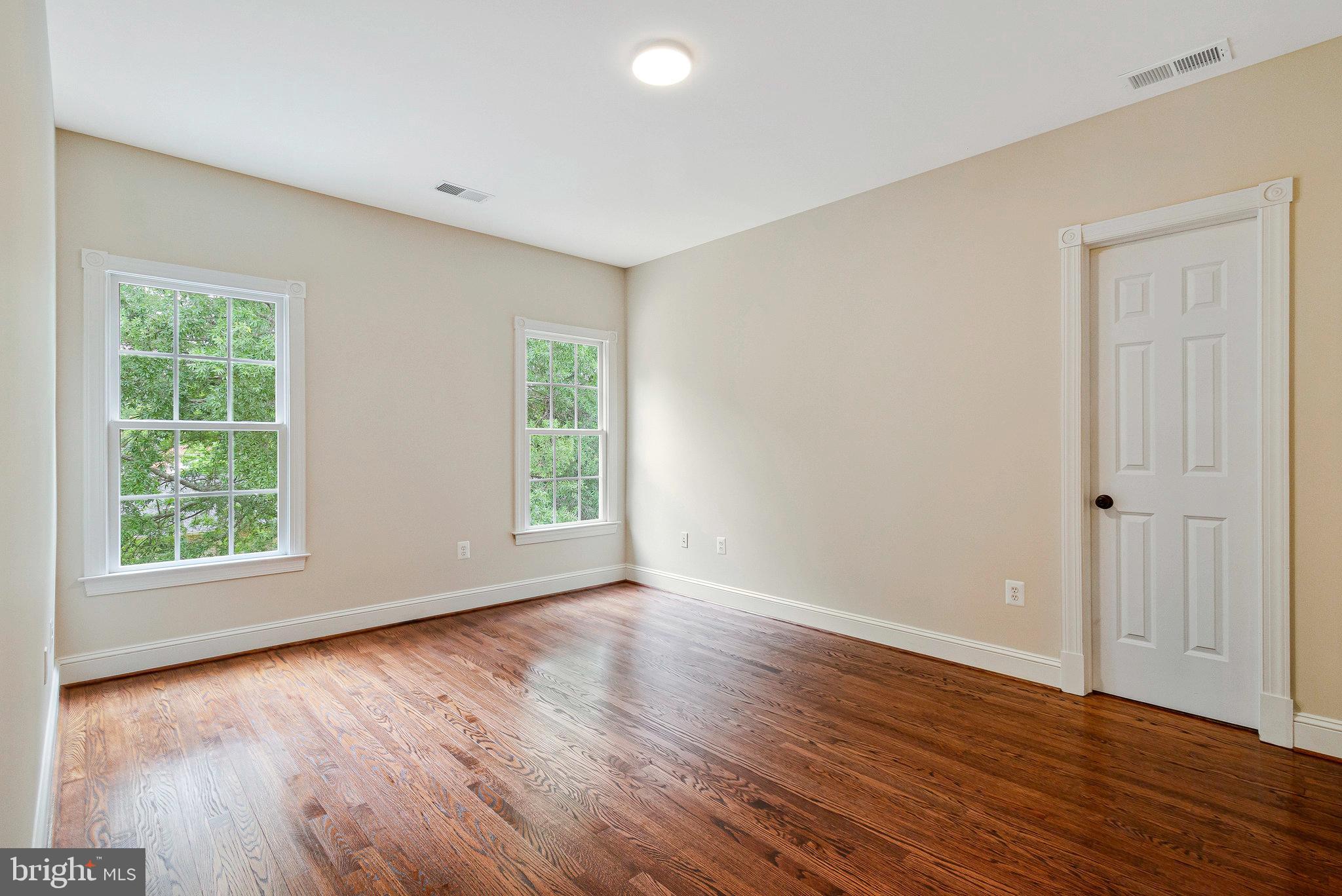 HYBLA VALLEY FARMS - Residential