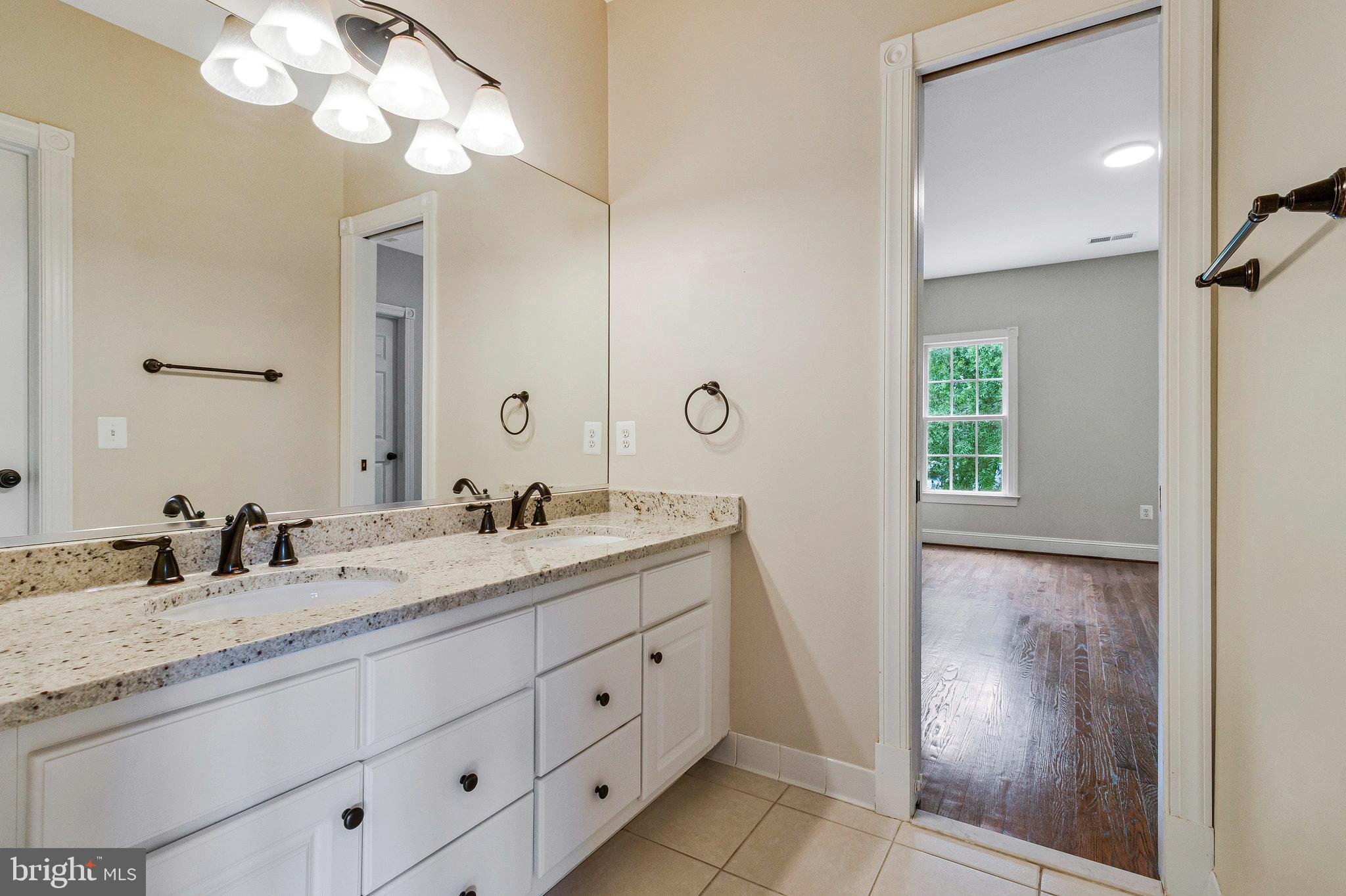 HYBLA VALLEY FARMS - Residential