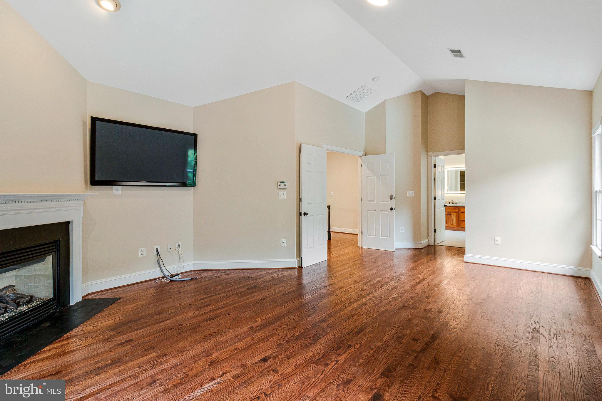 HYBLA VALLEY FARMS - Residential