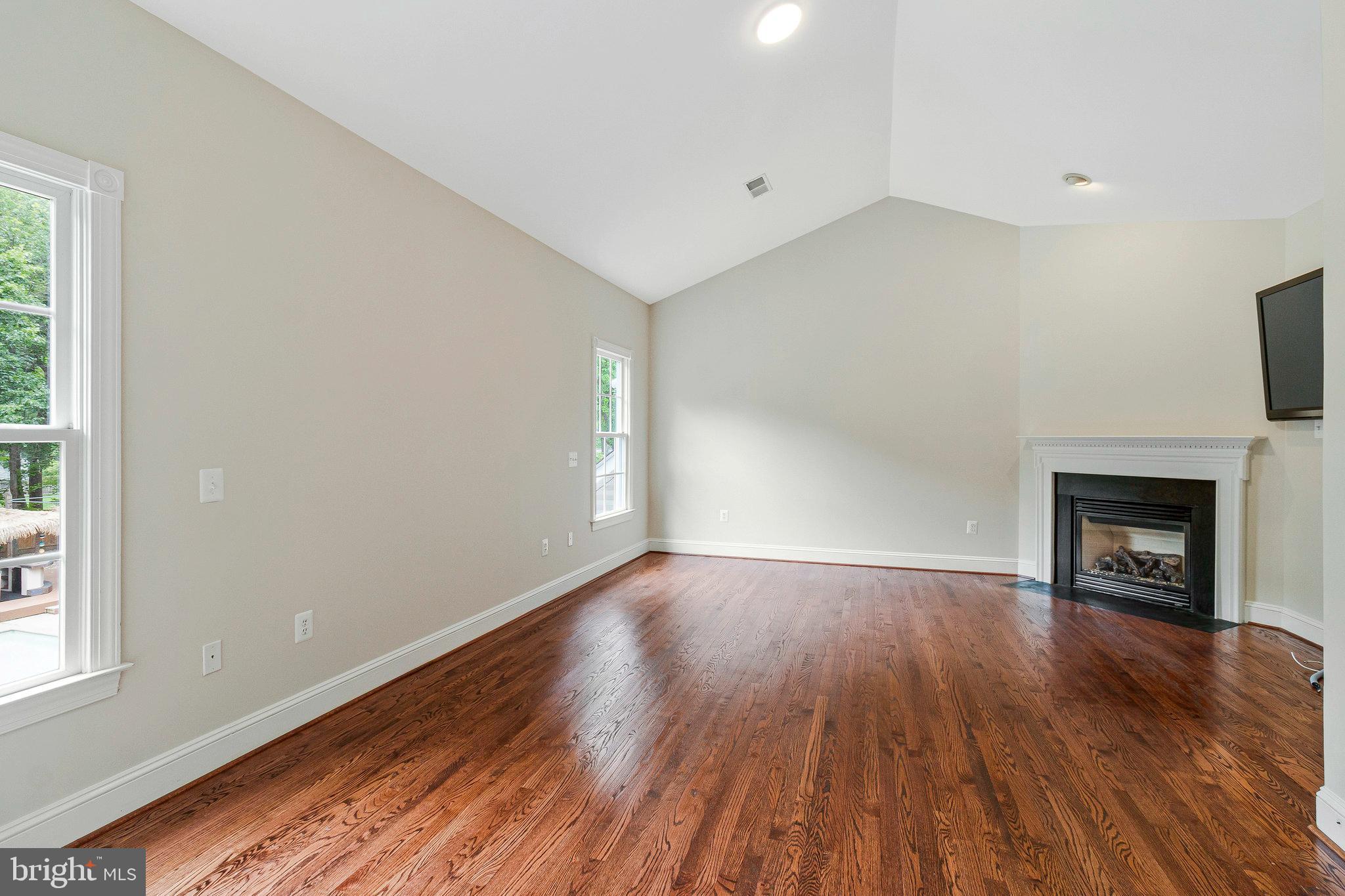 HYBLA VALLEY FARMS - Residential