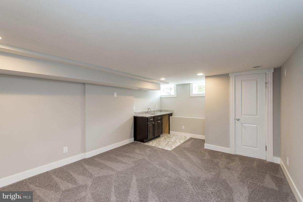 EAGER PARK TOWNHOMES - Residential