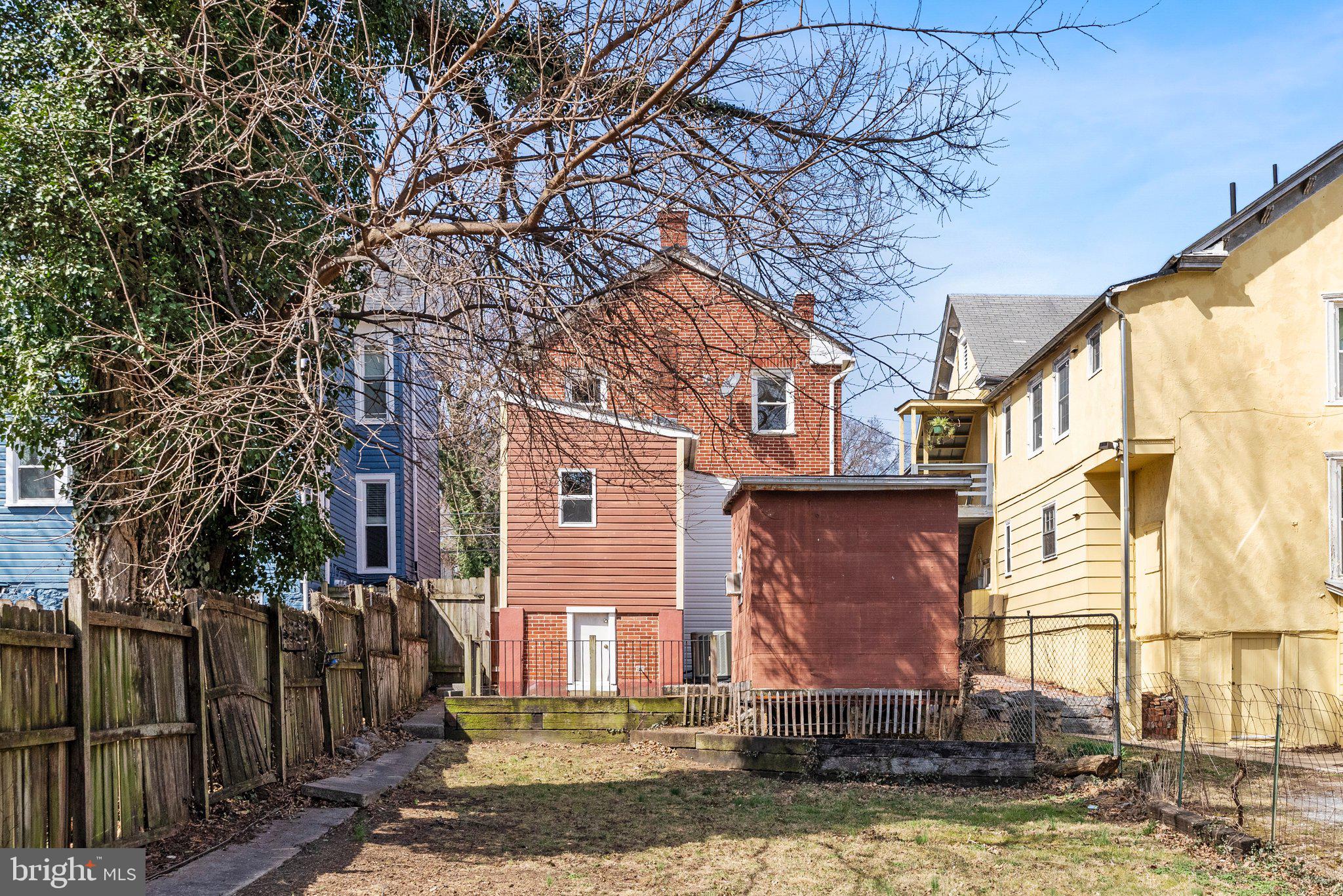 WINCHESTER CITY - Residential