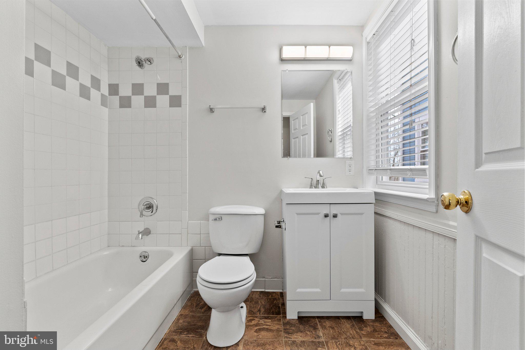 WINCHESTER CITY - Residential