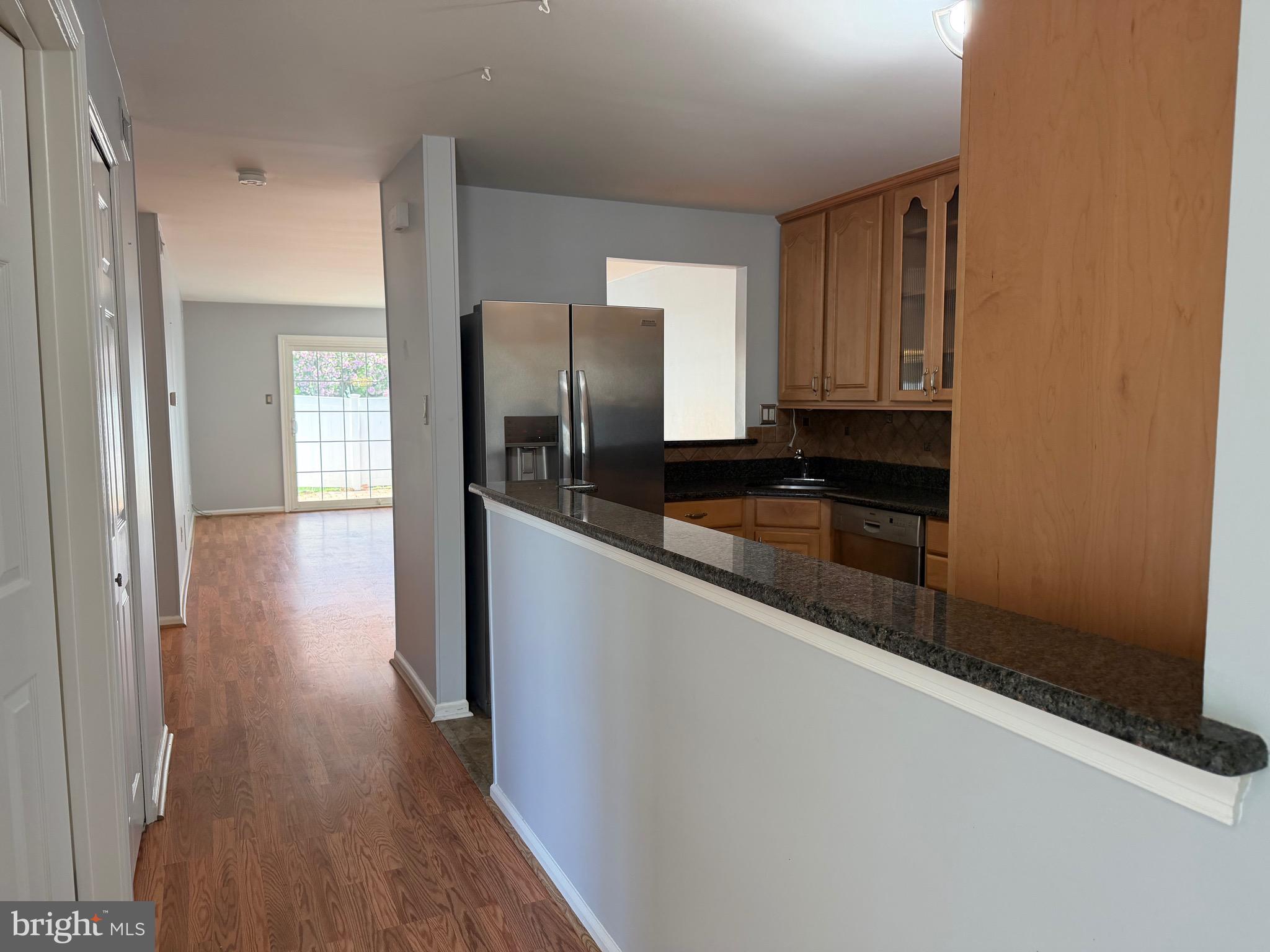 VILLAGE SHIRES - Residential