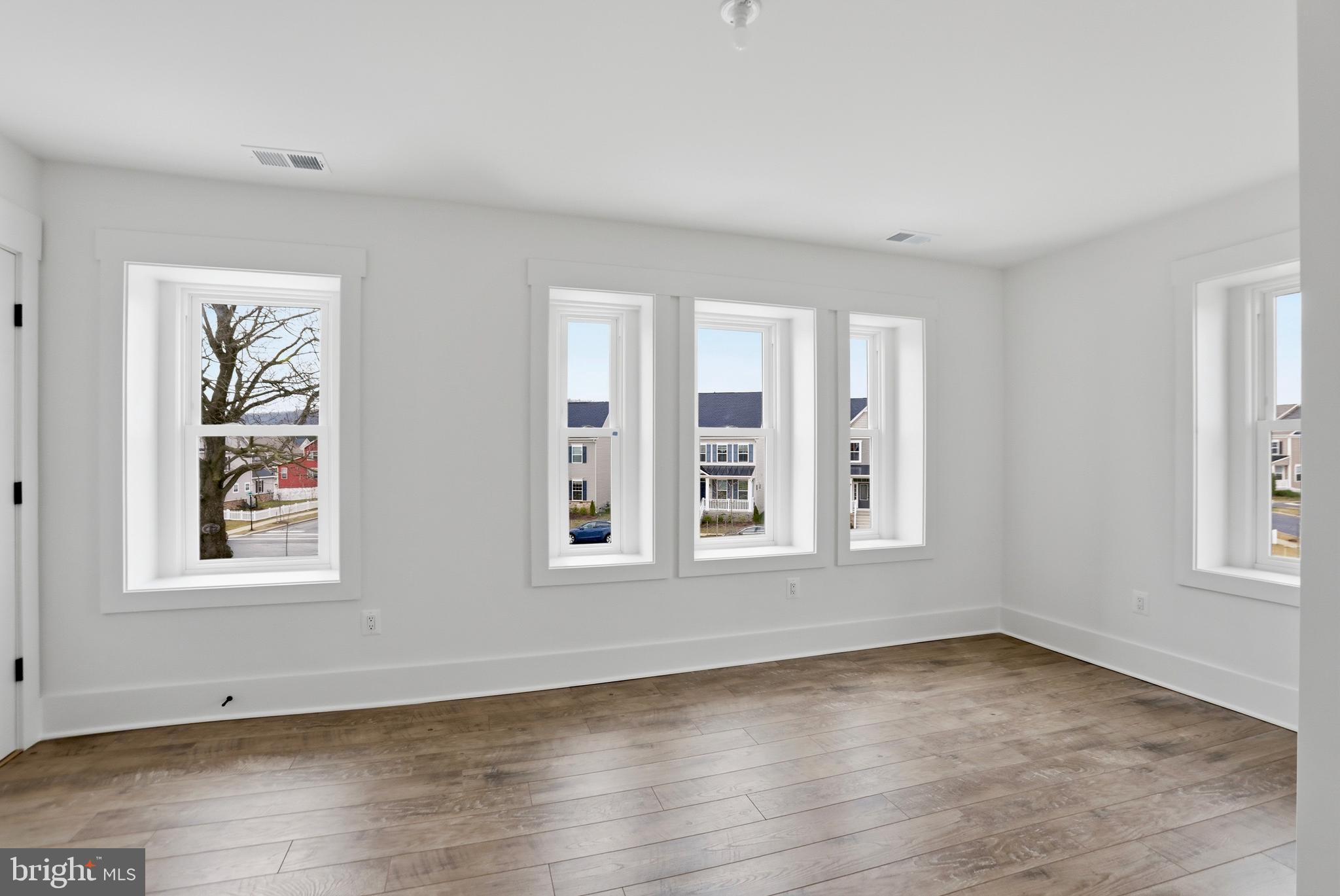 BRUNSWICK CROSSING - Residential