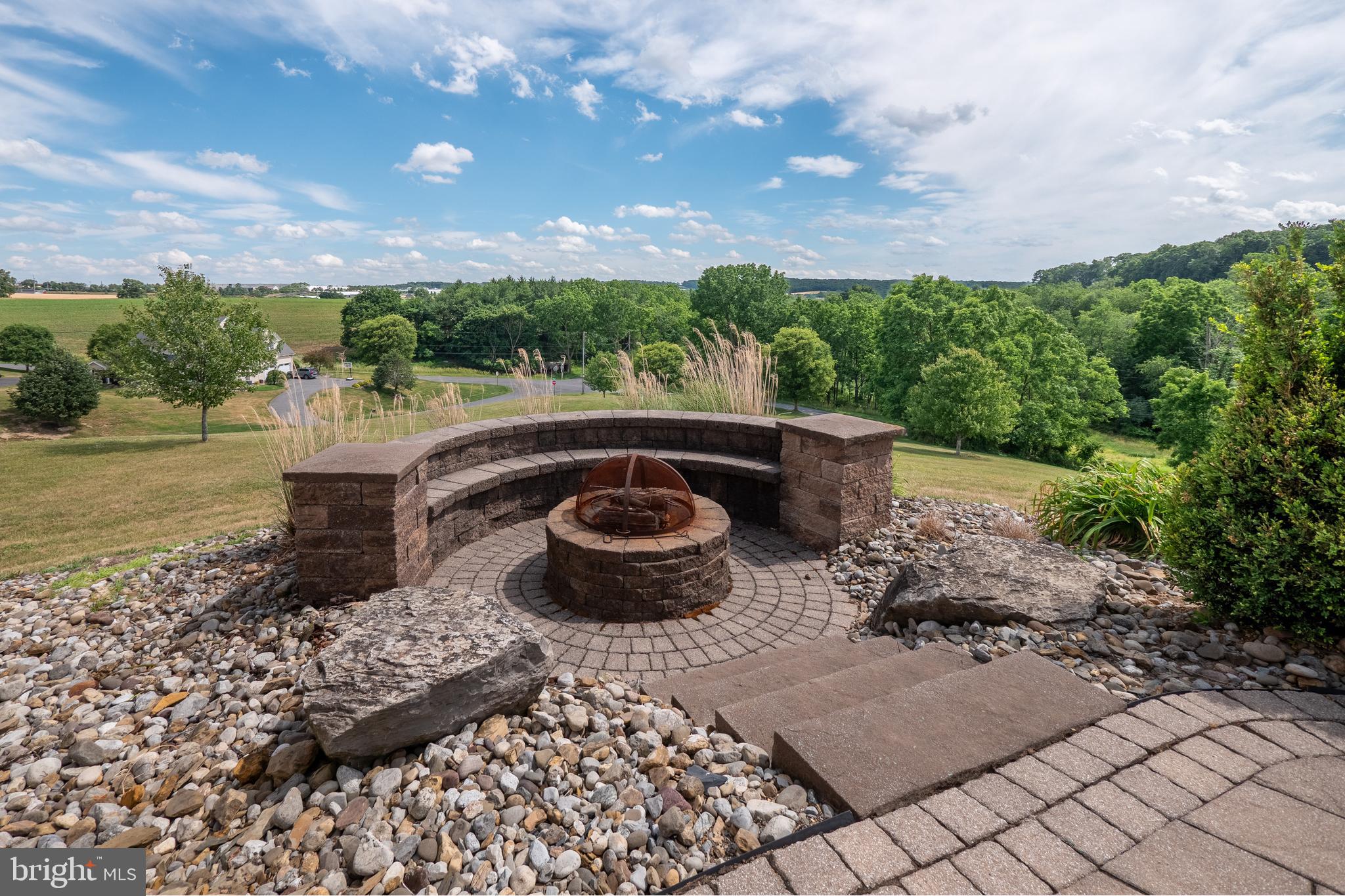 2912 SILVER CREEK CIRCLE