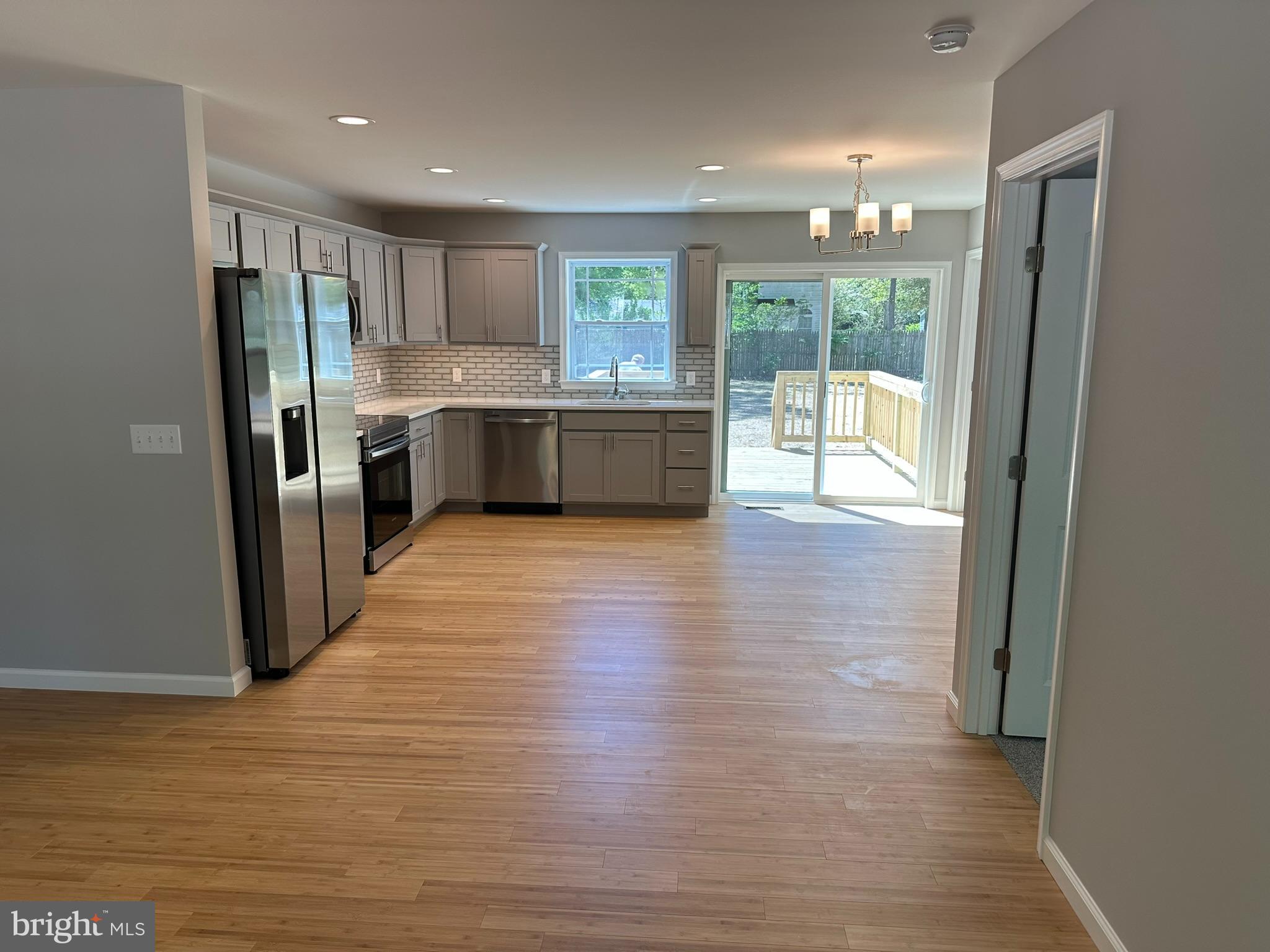 SHERWOOD ACRES - Residential