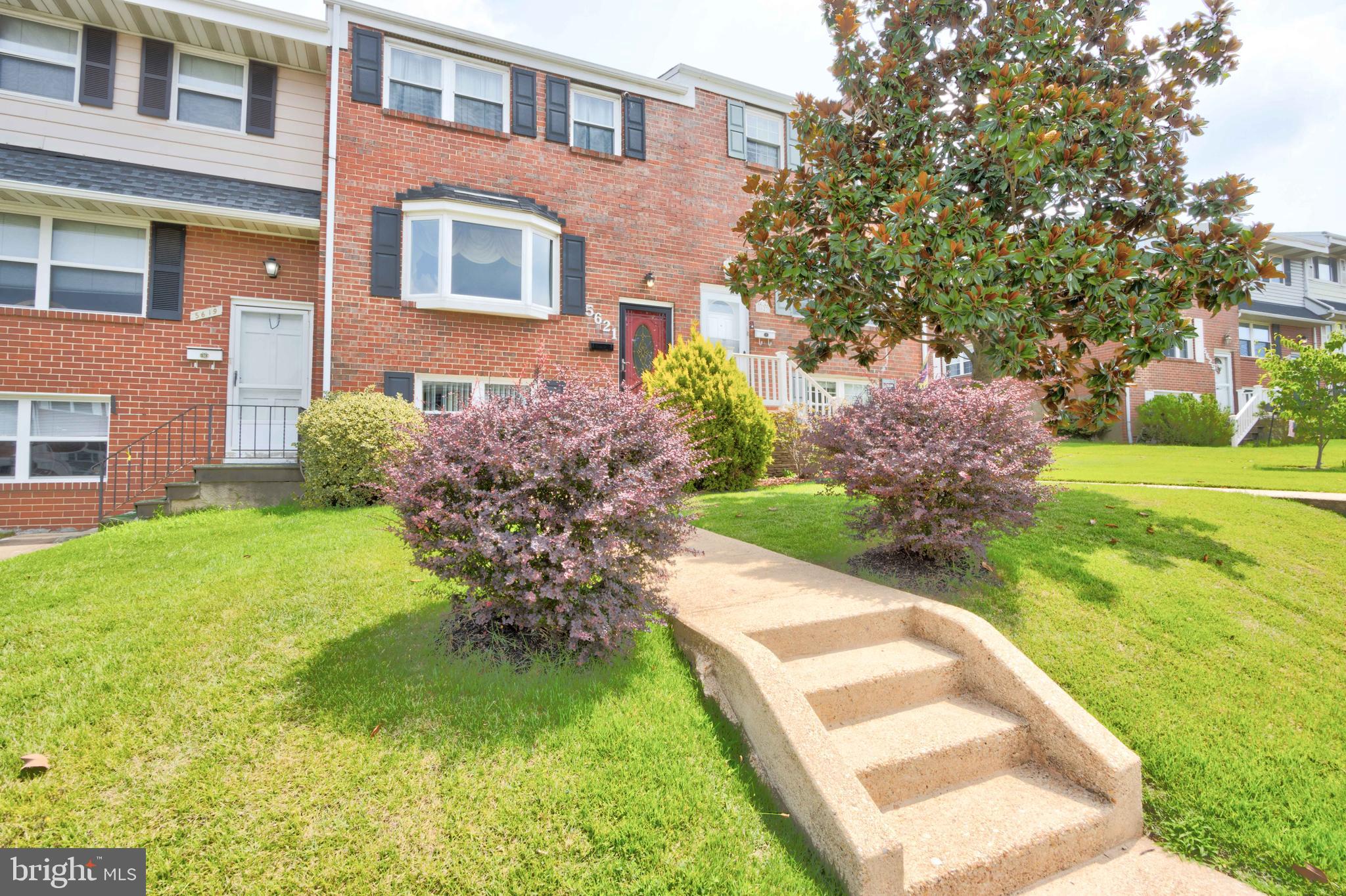 ARBOUR MANOR - Residential