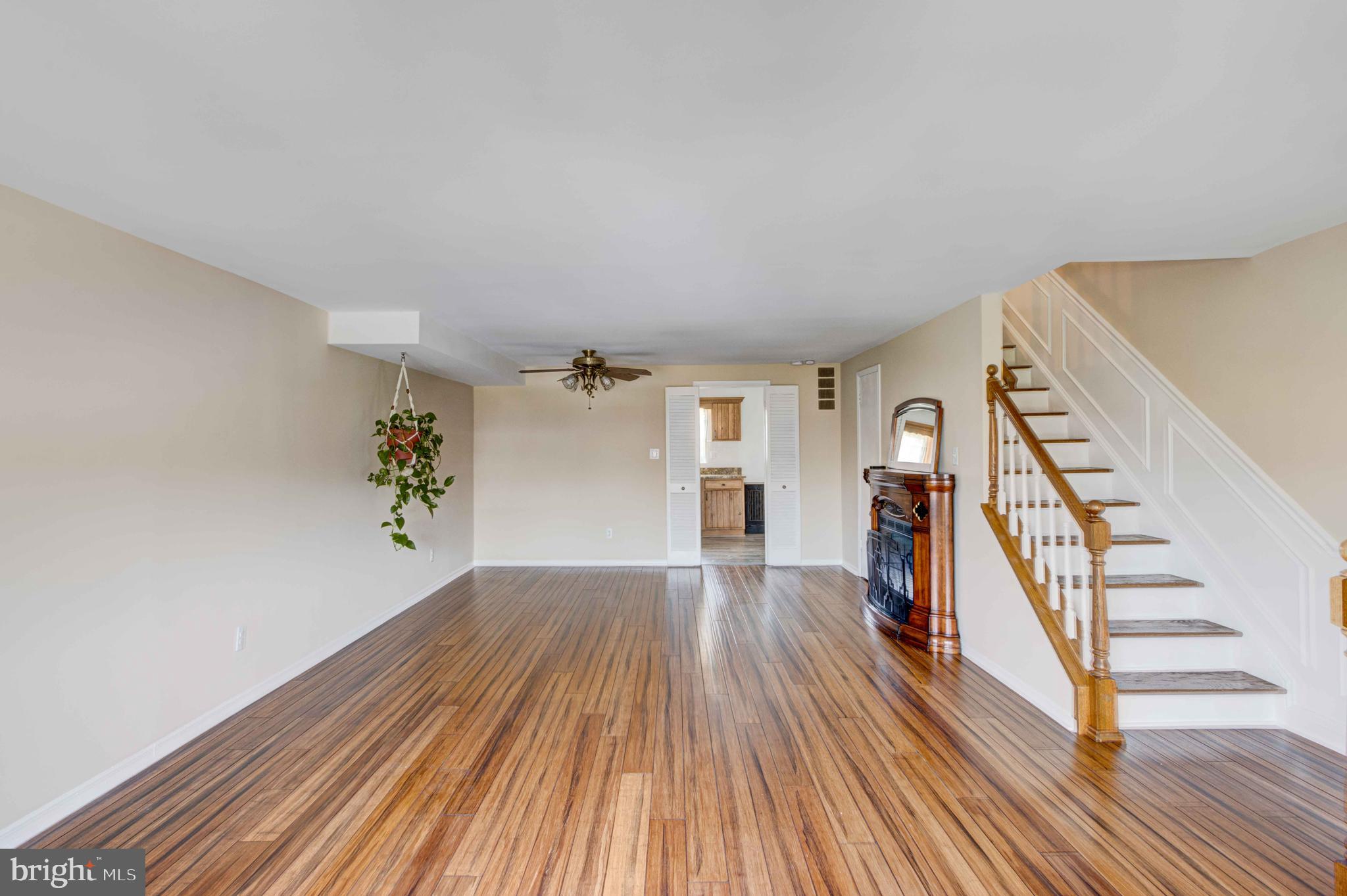 ARBOUR MANOR - Residential