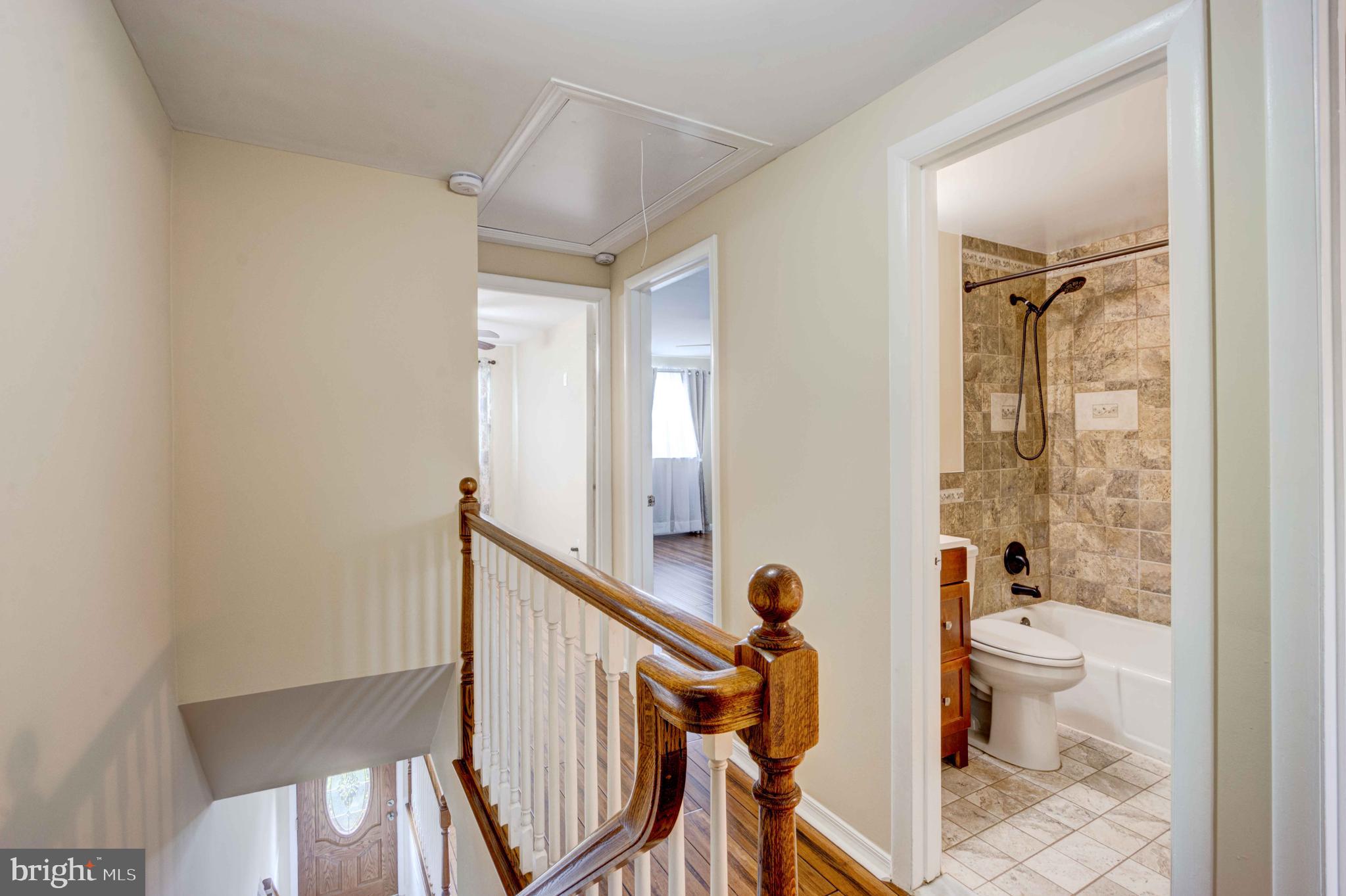 ARBOUR MANOR - Residential