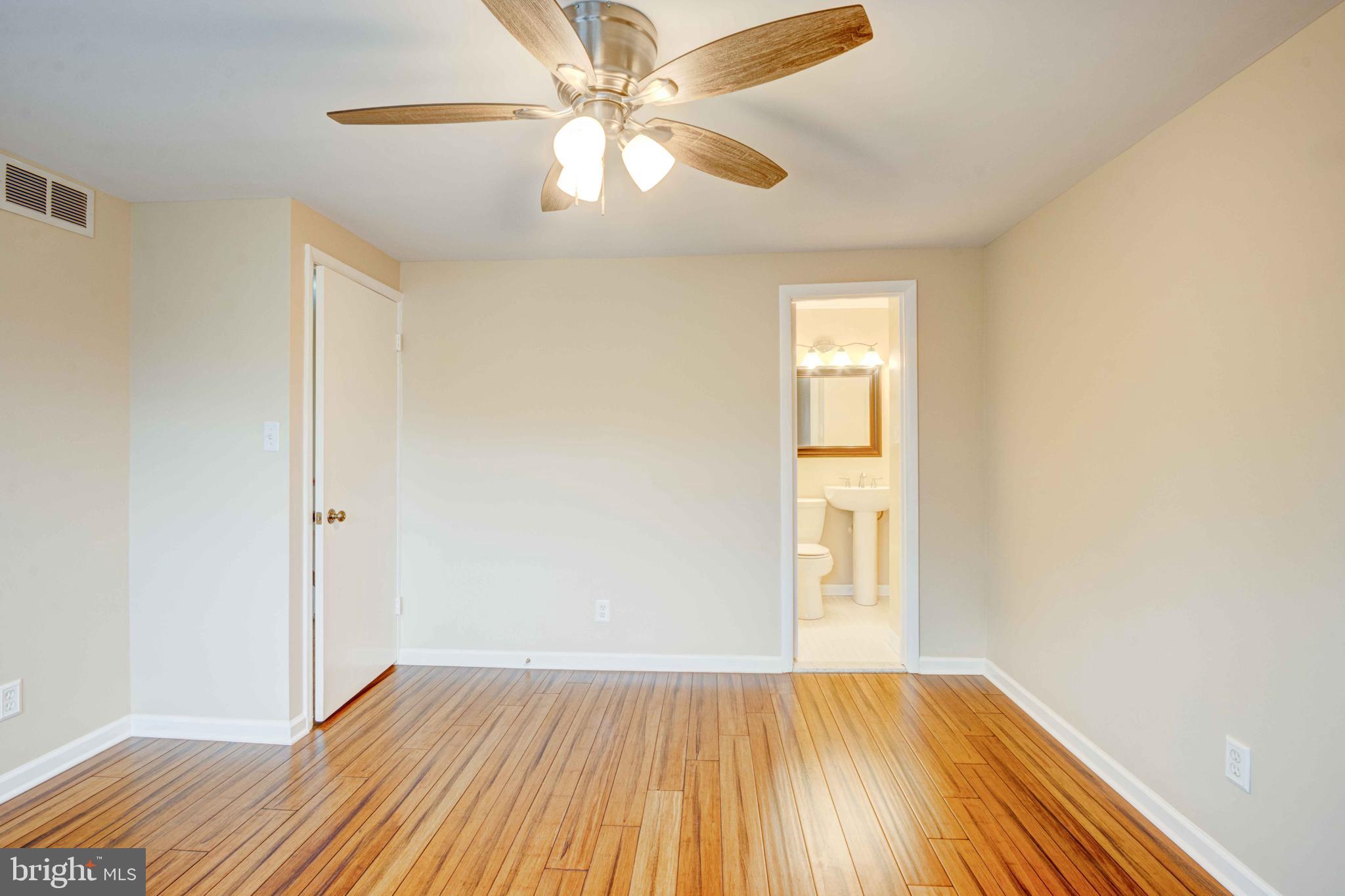 ARBOUR MANOR - Residential