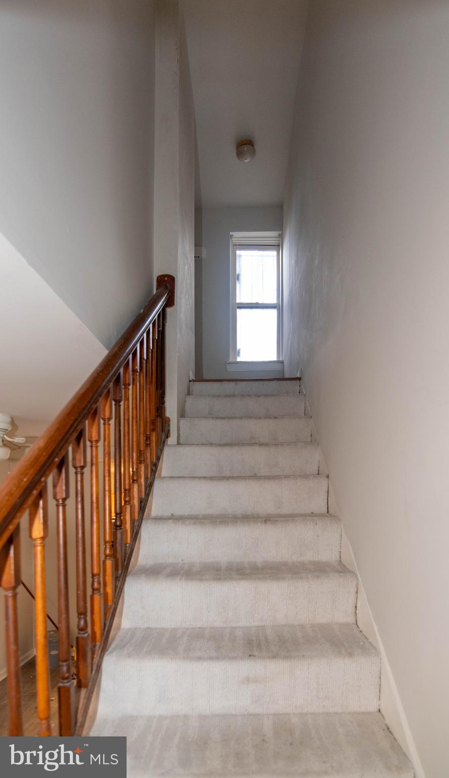 HOLLINS MARKET - Residential