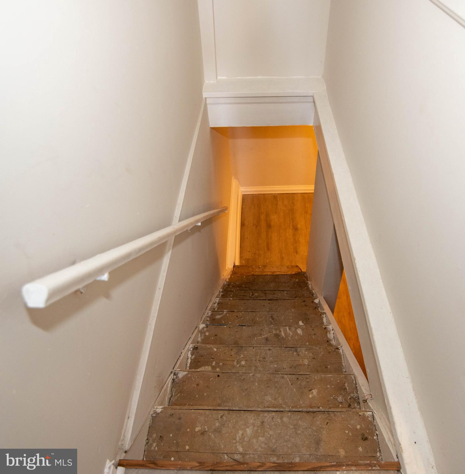 HOLLINS MARKET - Residential