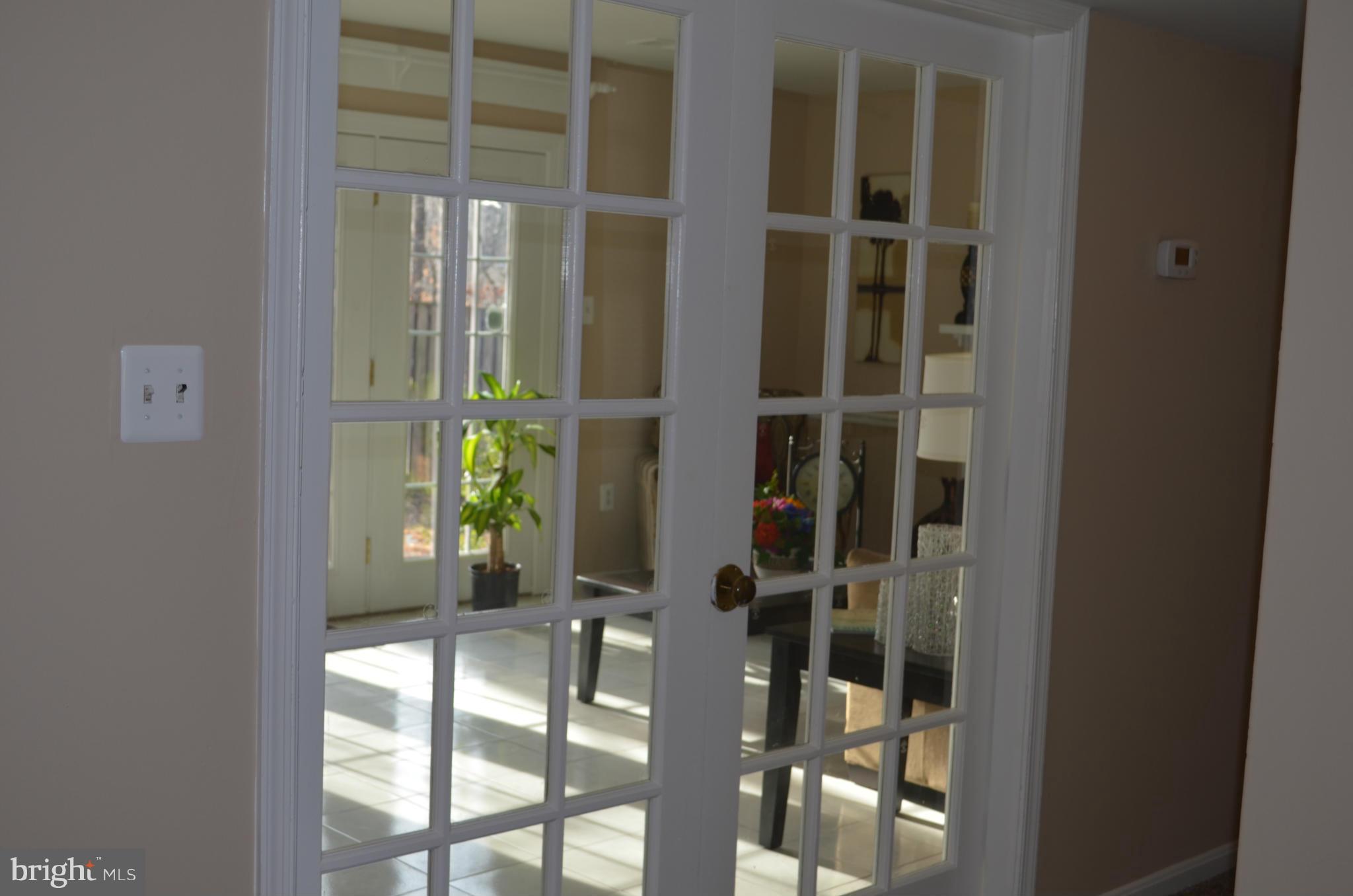 LAKE RIDGE - Residential