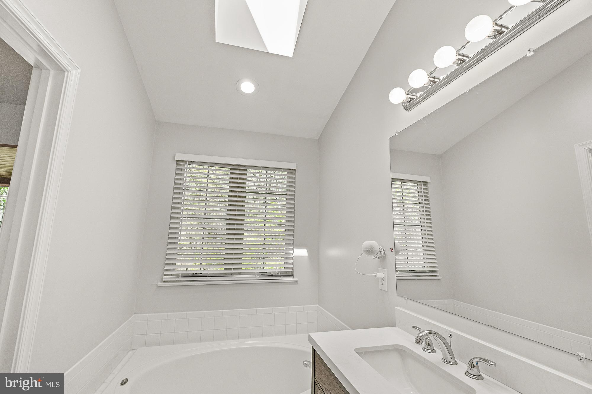 OWINGS MILLS - Residential