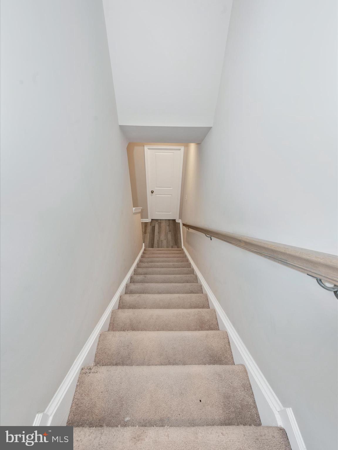 PRESIDENTS POINTE - Residential