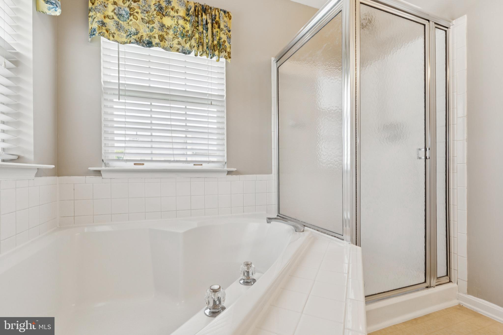 RUSSETT - Residential