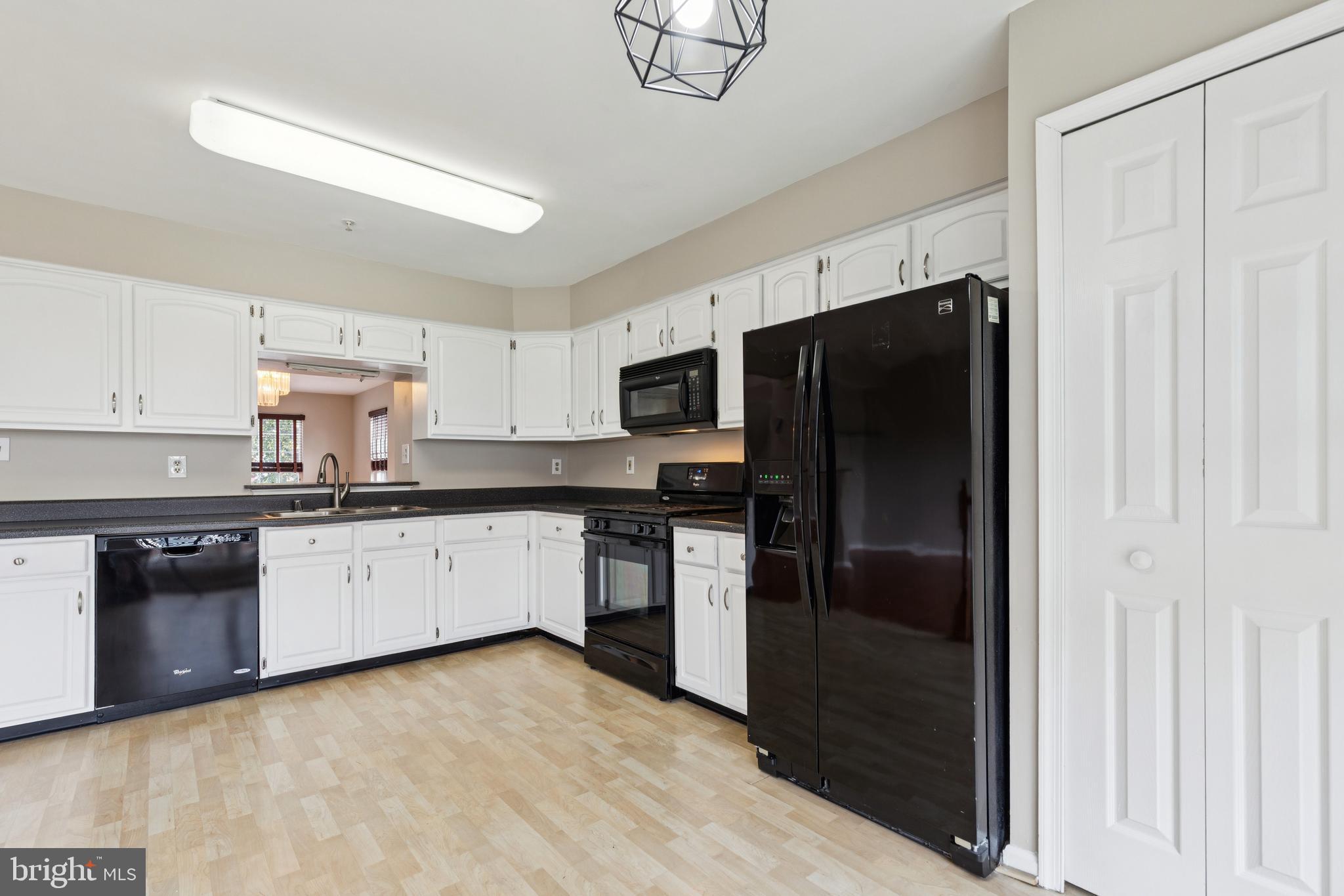 RUSSETT - Residential