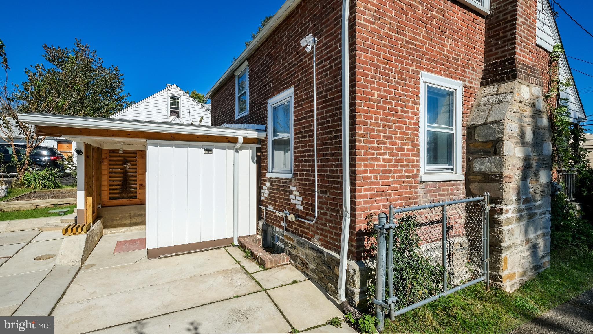 UPLAND VIL - Residential