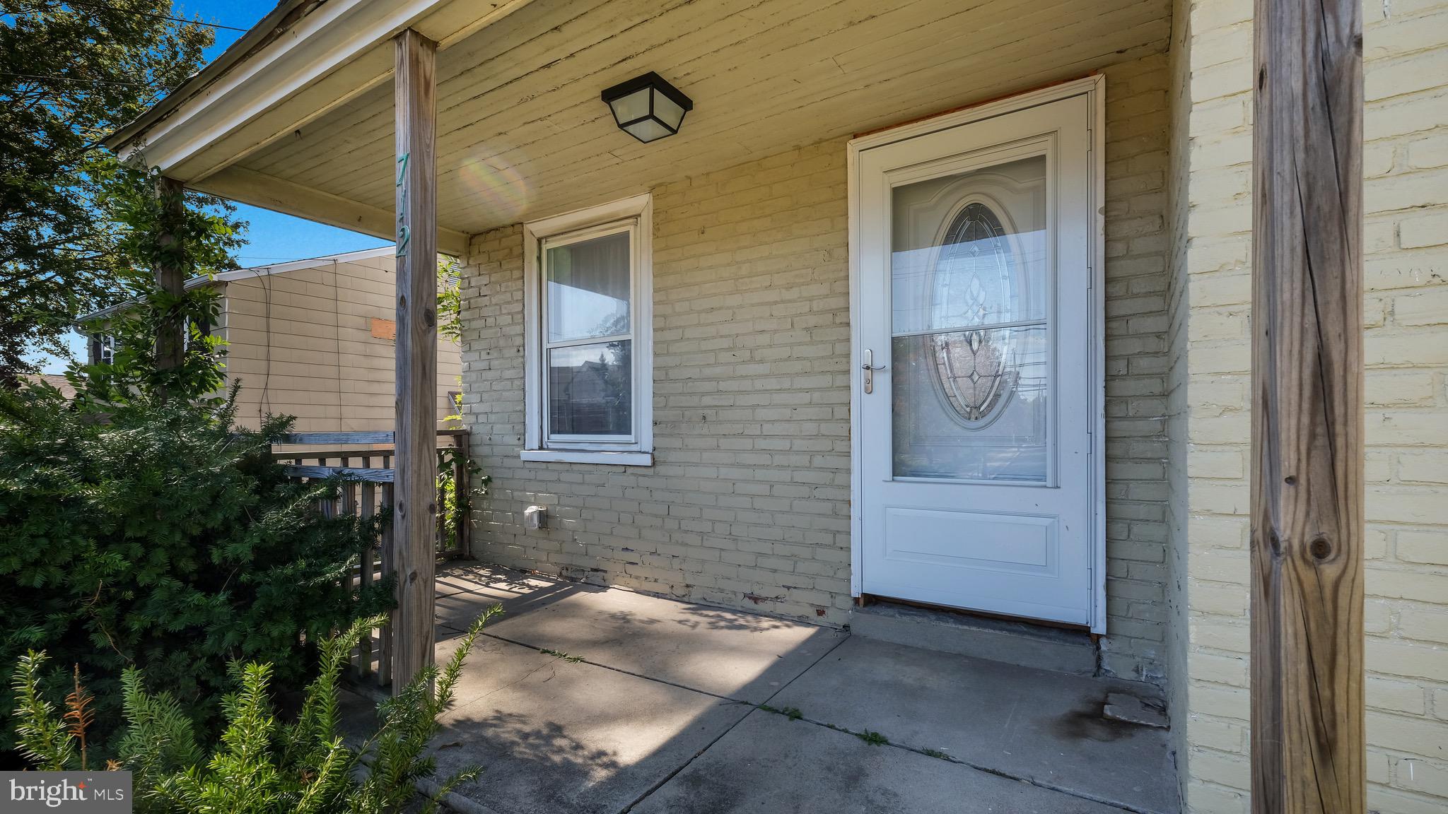 UPLAND VIL - Residential