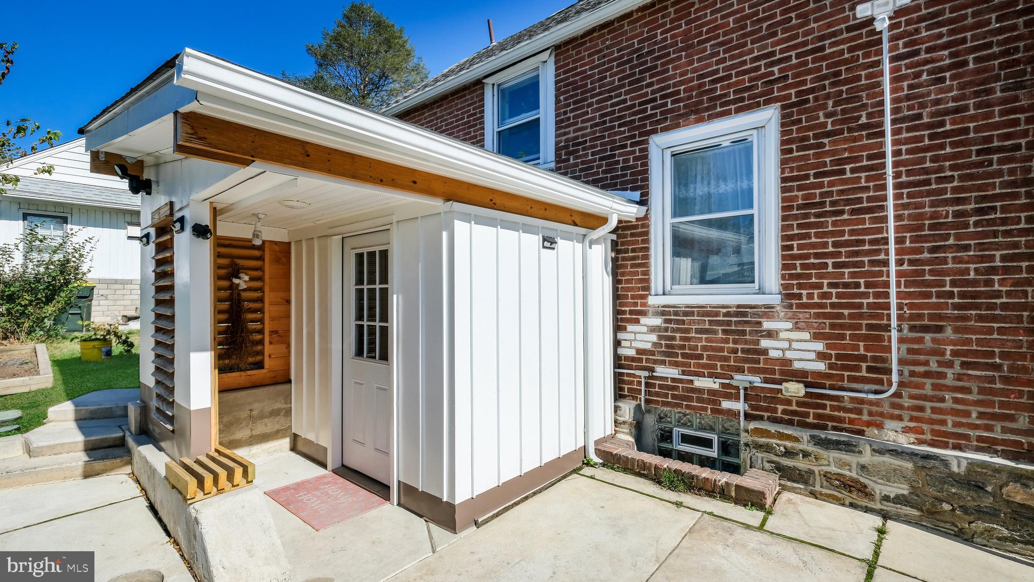 UPLAND VIL - Residential