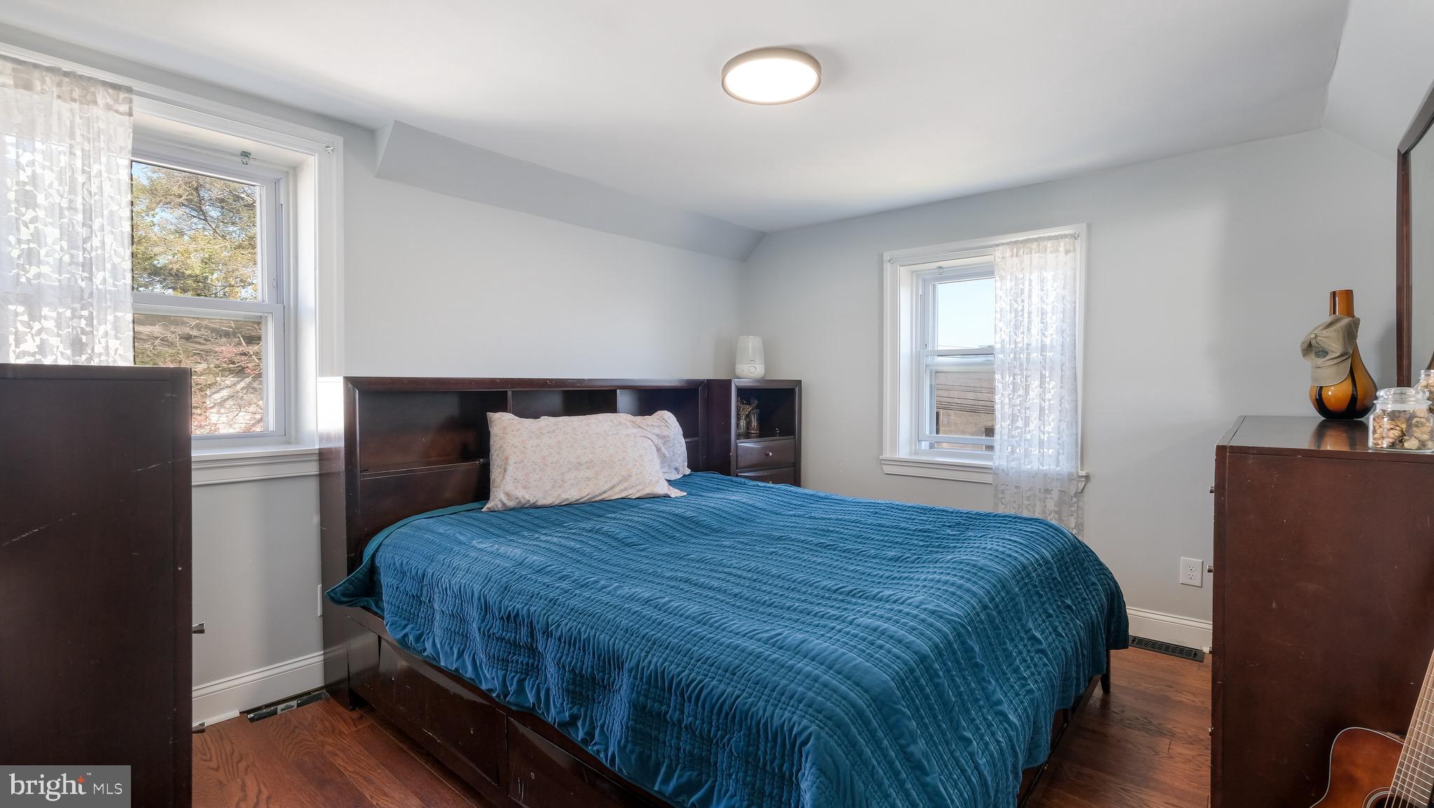 UPLAND VIL - Residential