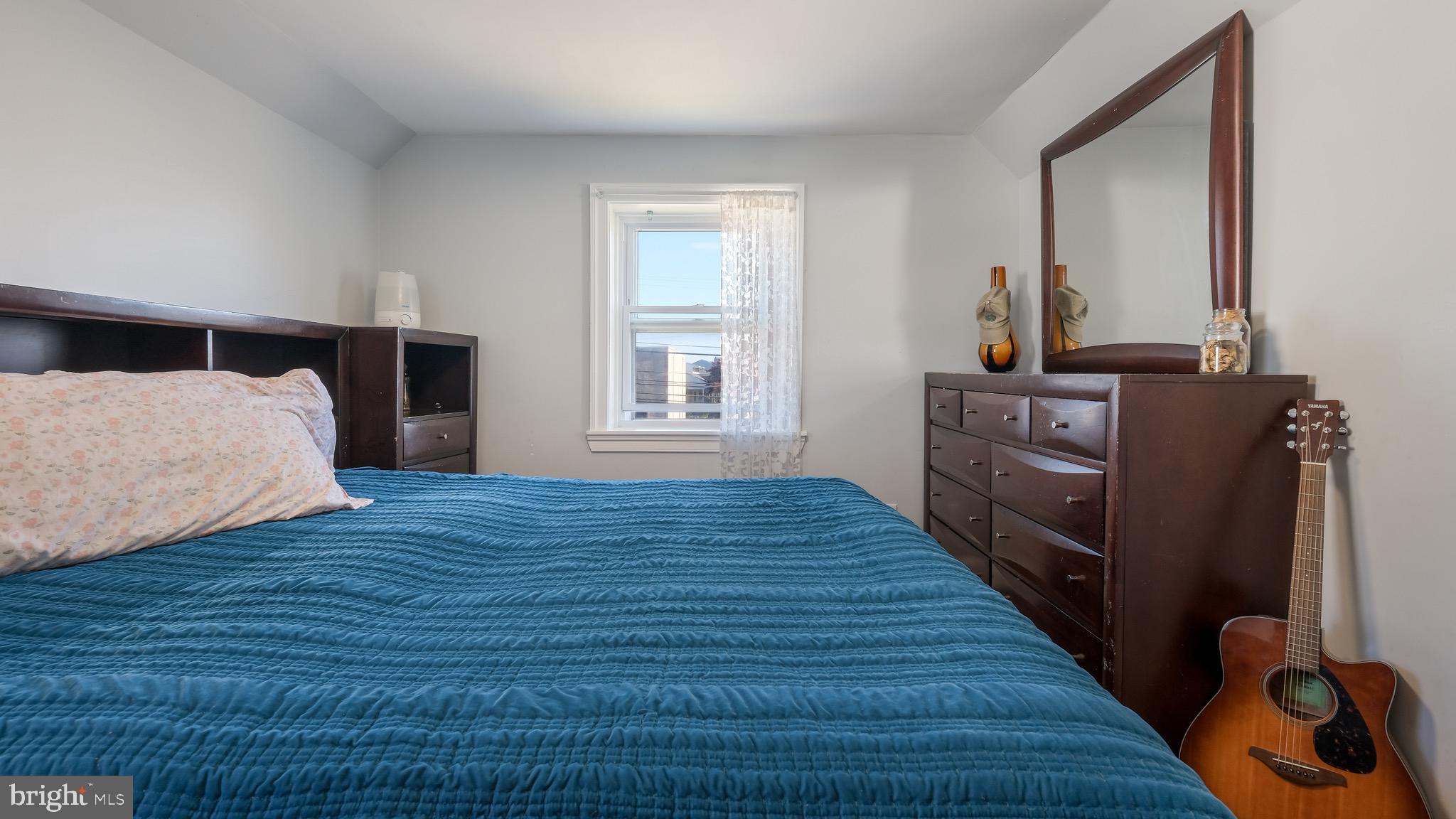 UPLAND VIL - Residential