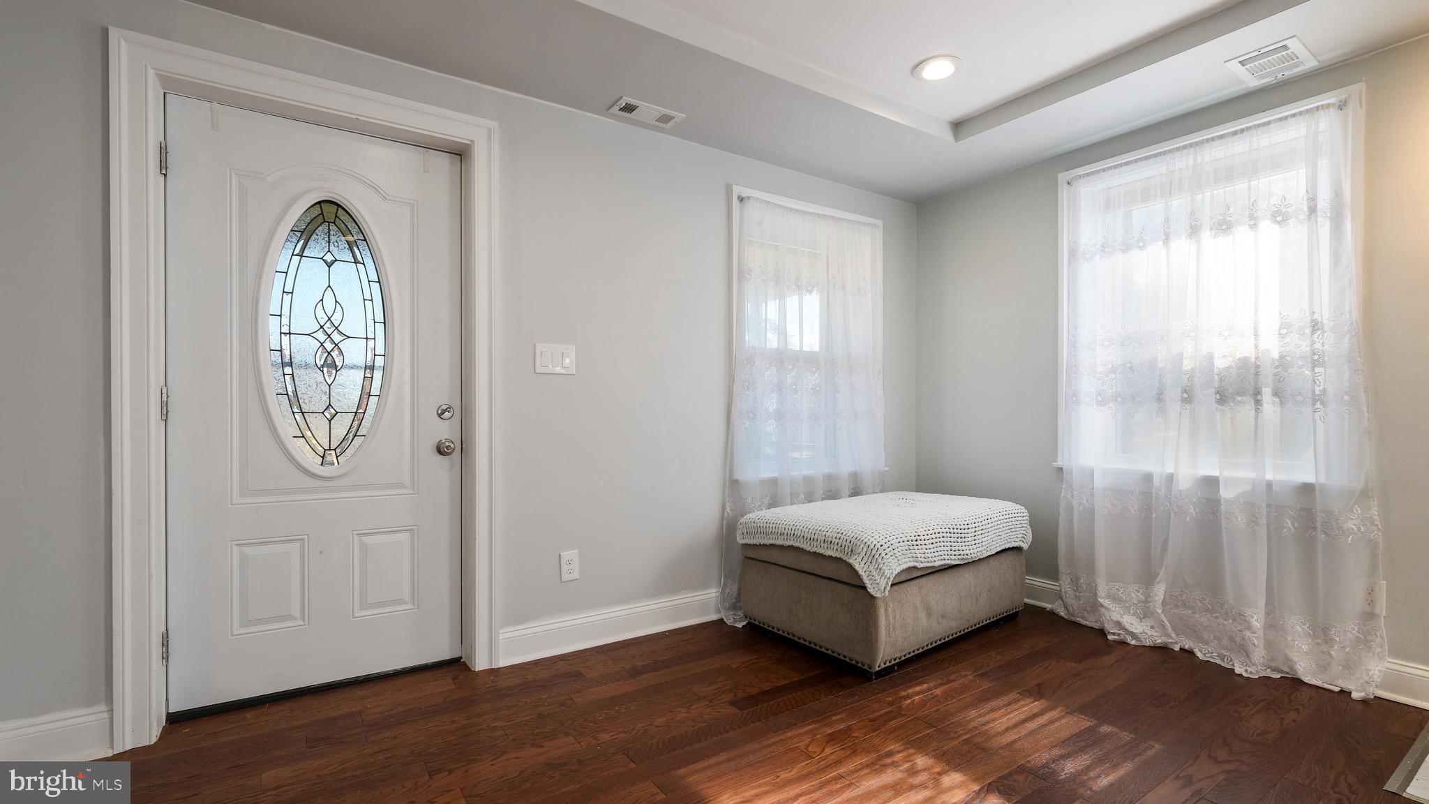 UPLAND VIL - Residential