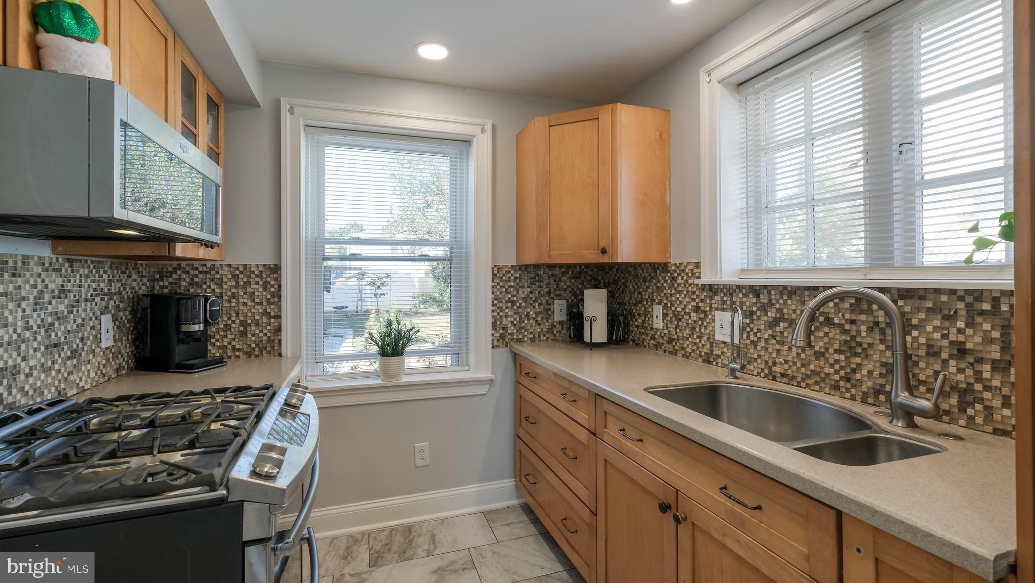 UPLAND VIL - Residential