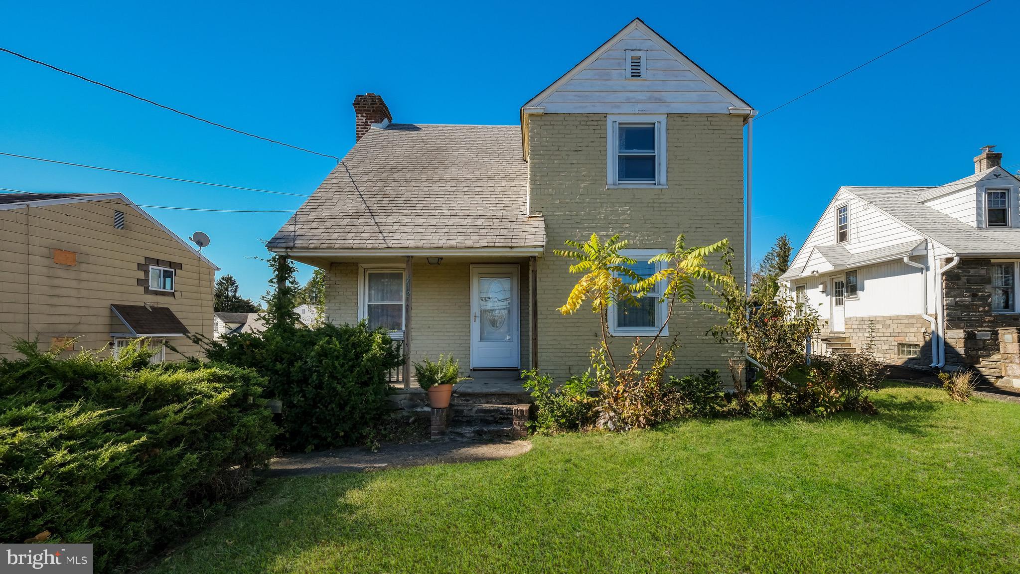 UPLAND VIL - Residential