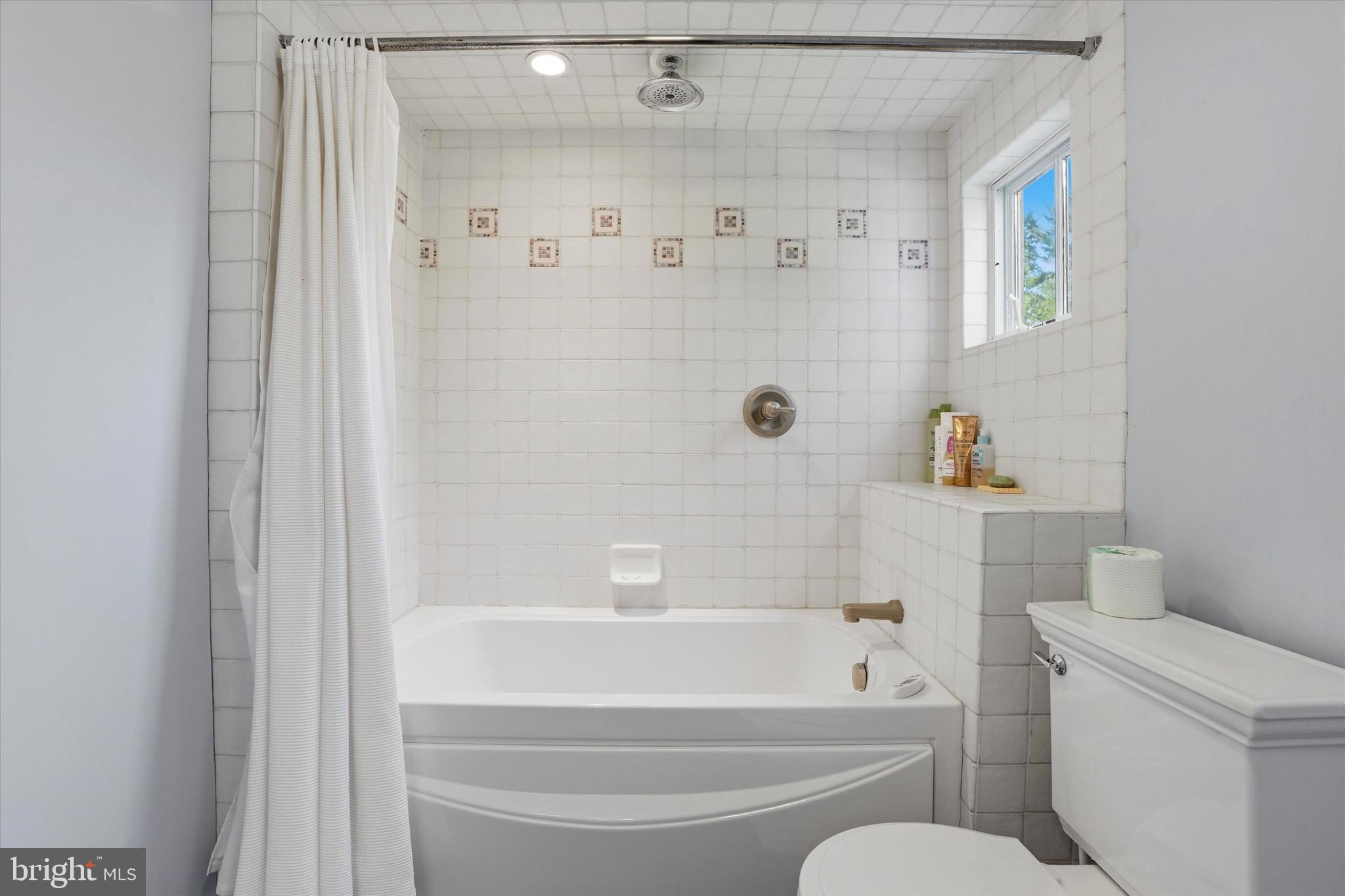 WYNDMOOR - Residential