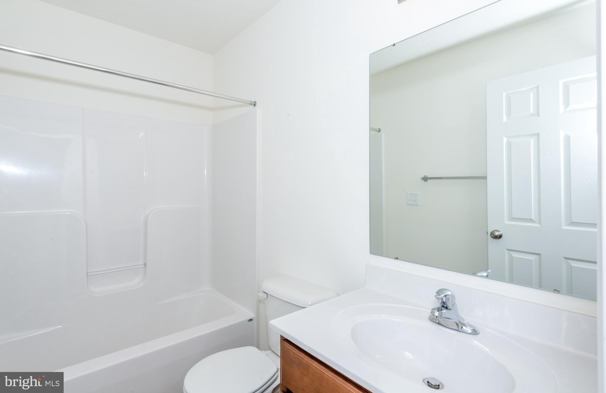 KINGS COURT AT BROWNSTONE - Residential