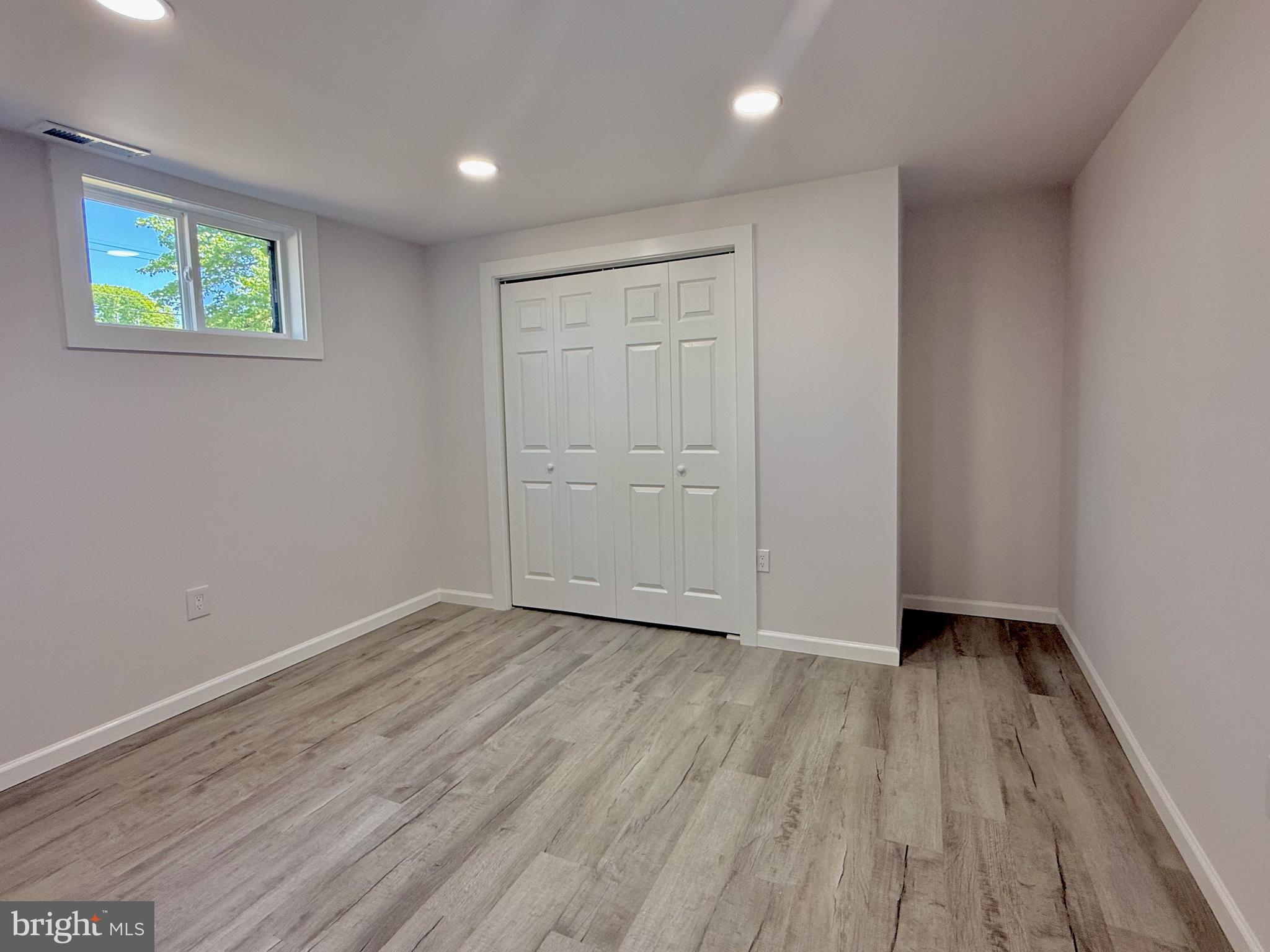 FOREST KNOLLS - Residential